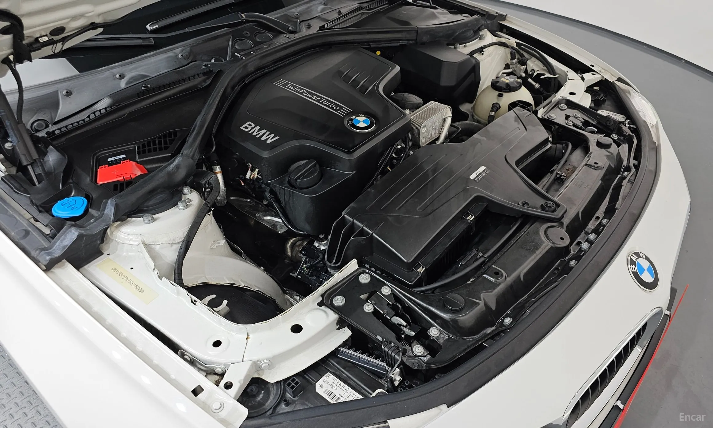 BMW 3 Series (F30) превью 6