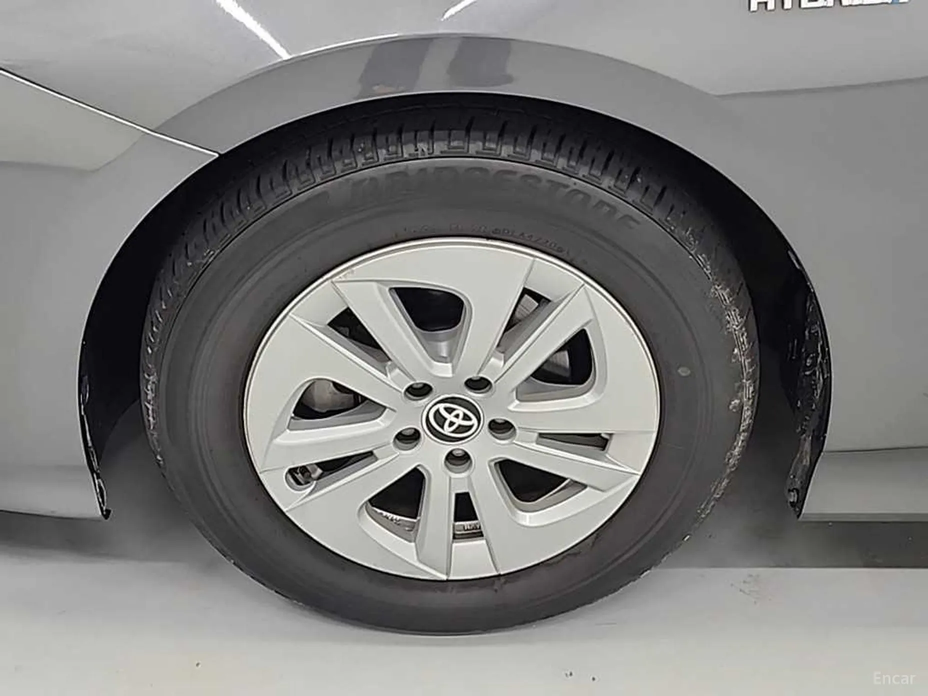 Toyota Prius 4th Generation превью 19