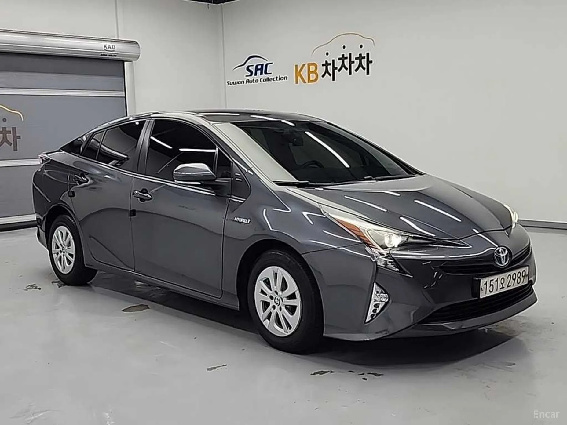 Toyota Prius 4th Generation превью 4