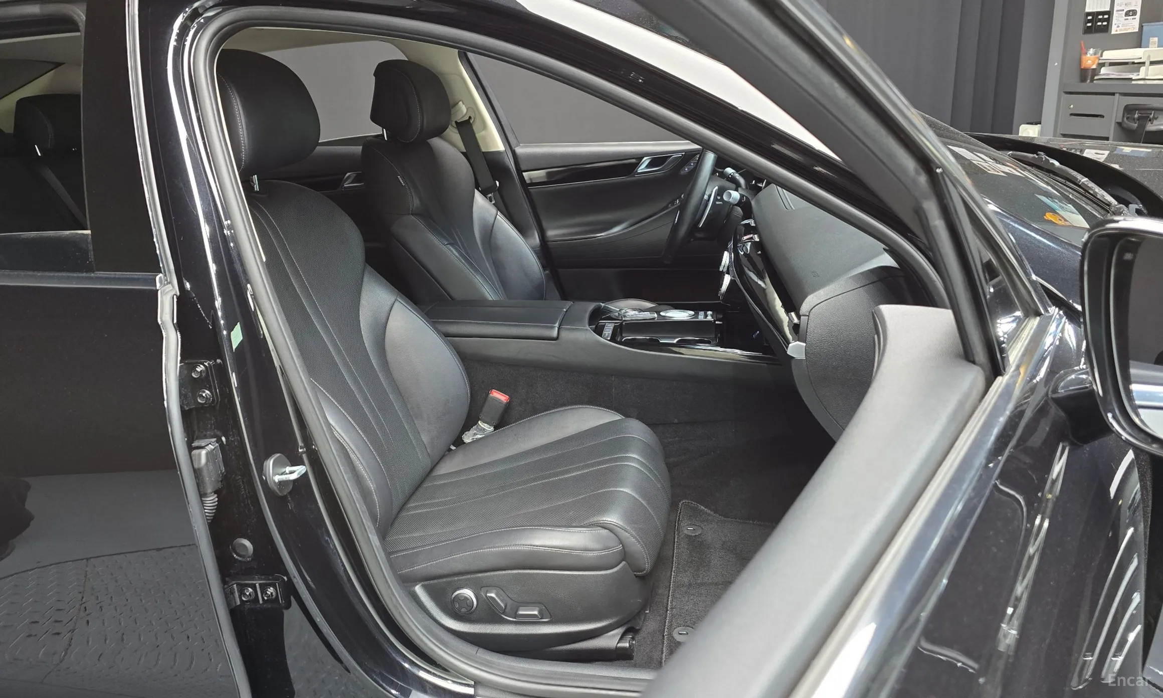 Genesis G80 (RG3) превью 11