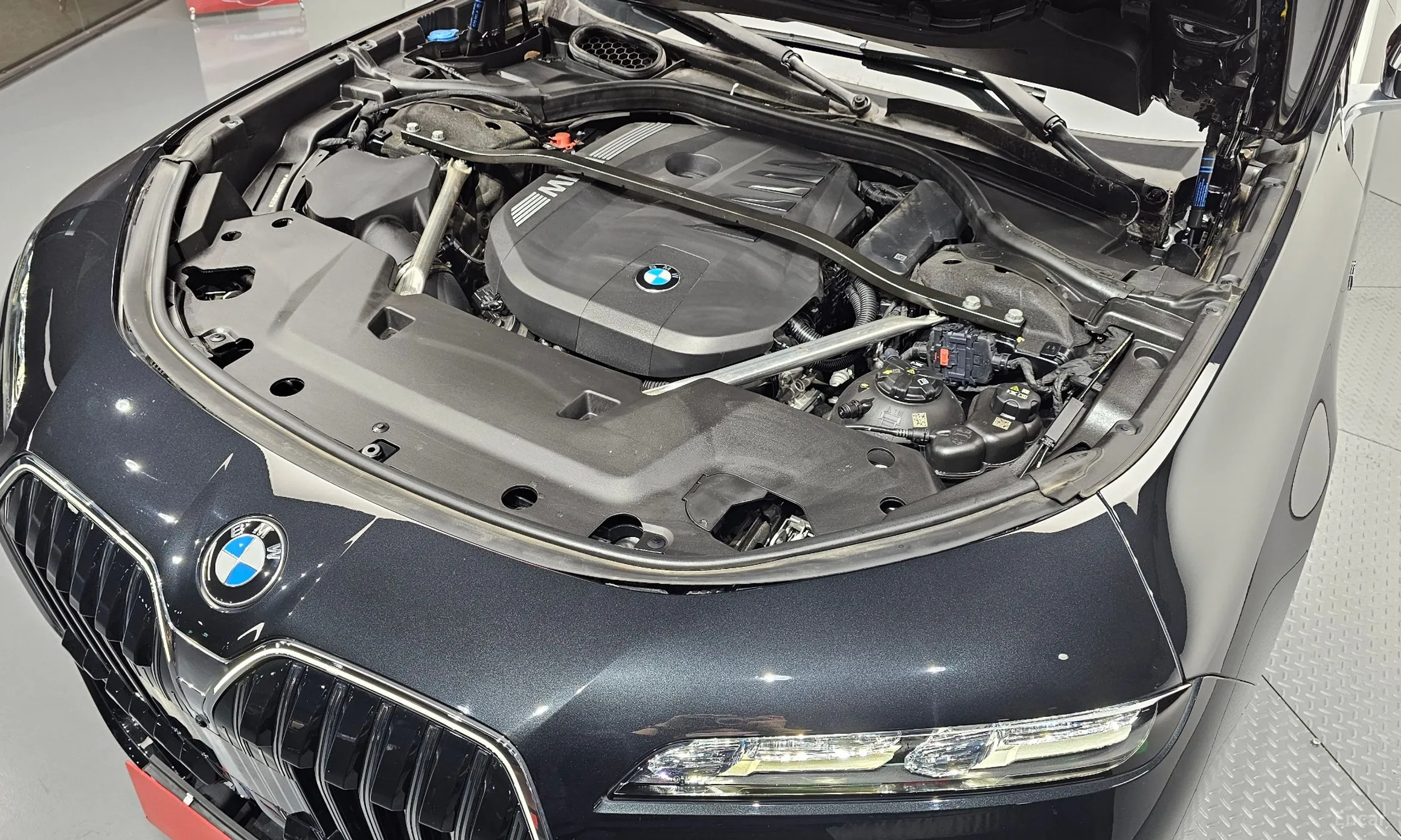 BMW 7 Series (G70) превью 6