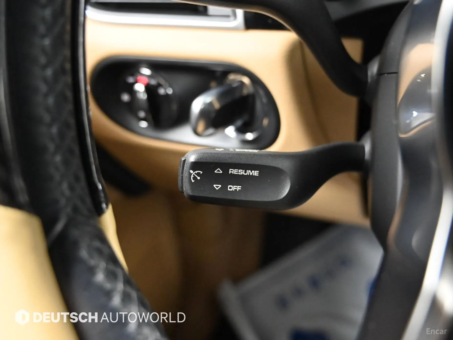Porsche Macan превью 17