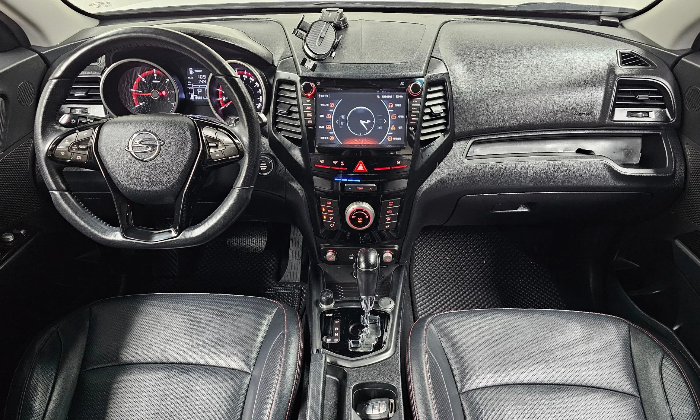 KG Mobility (SsangYong) Tivoli Air превью 7