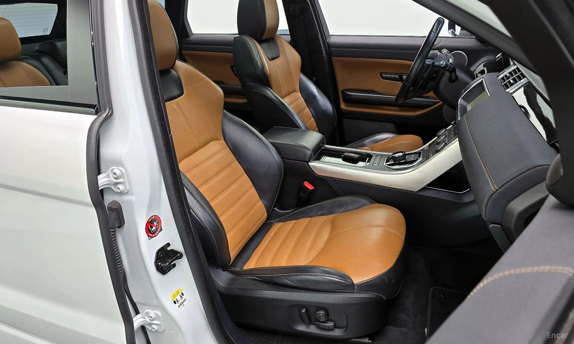 Land Rover Range Rover Evoque превью 12