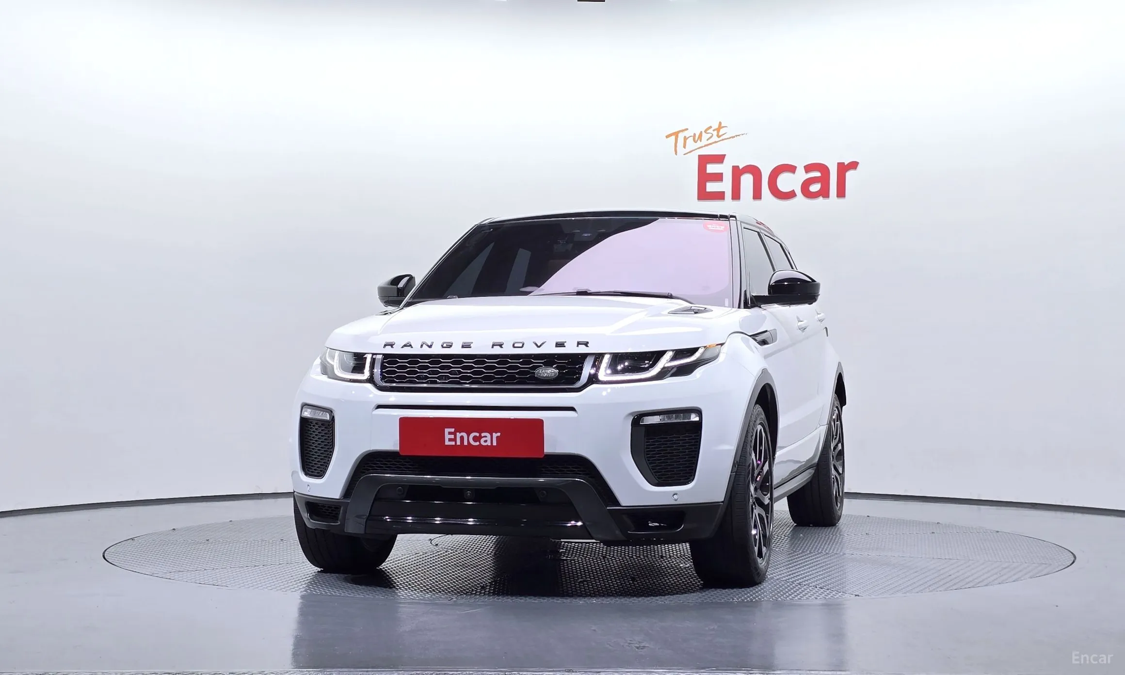Land Rover Range Rover Evoque превью 3