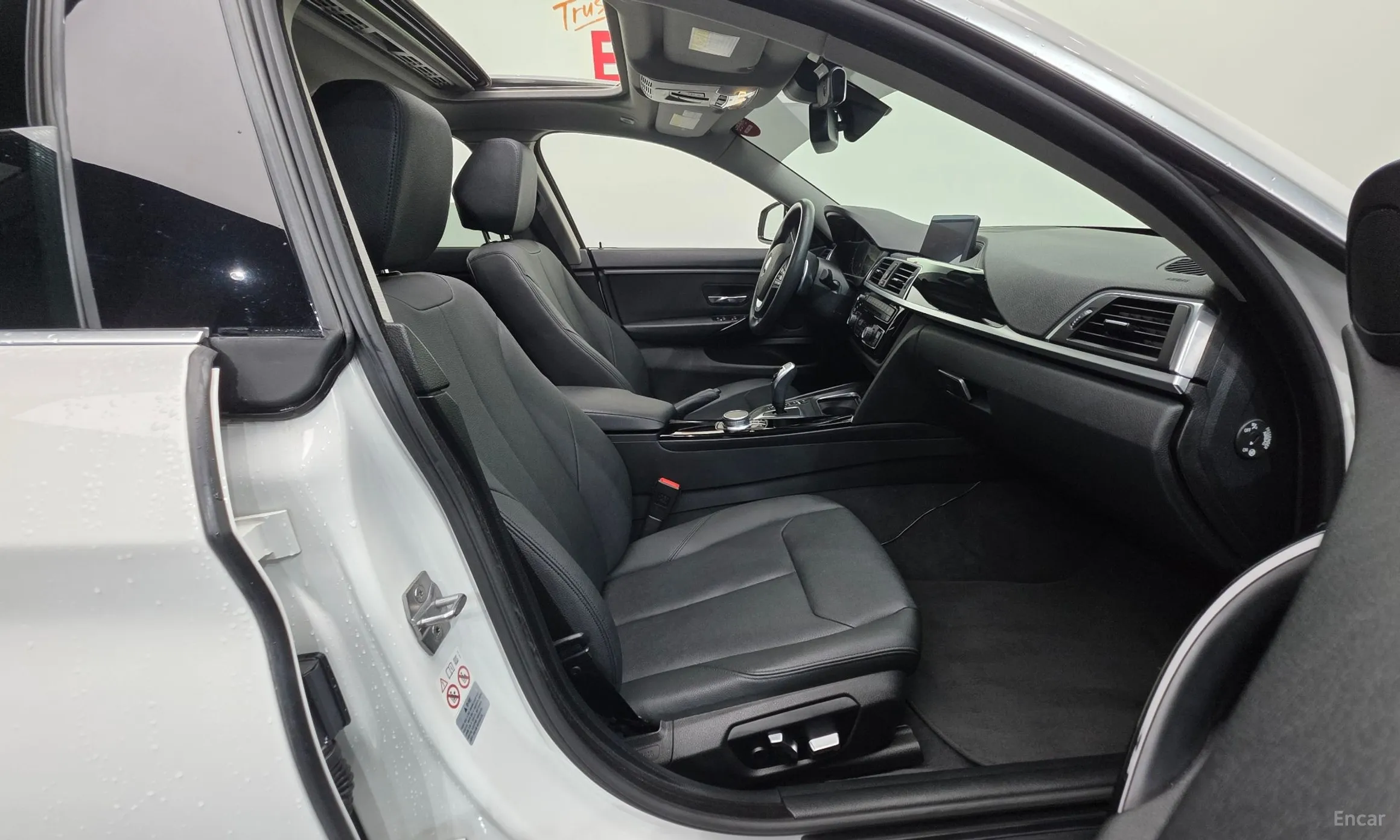 BMW Series 4 (F32) превью 10