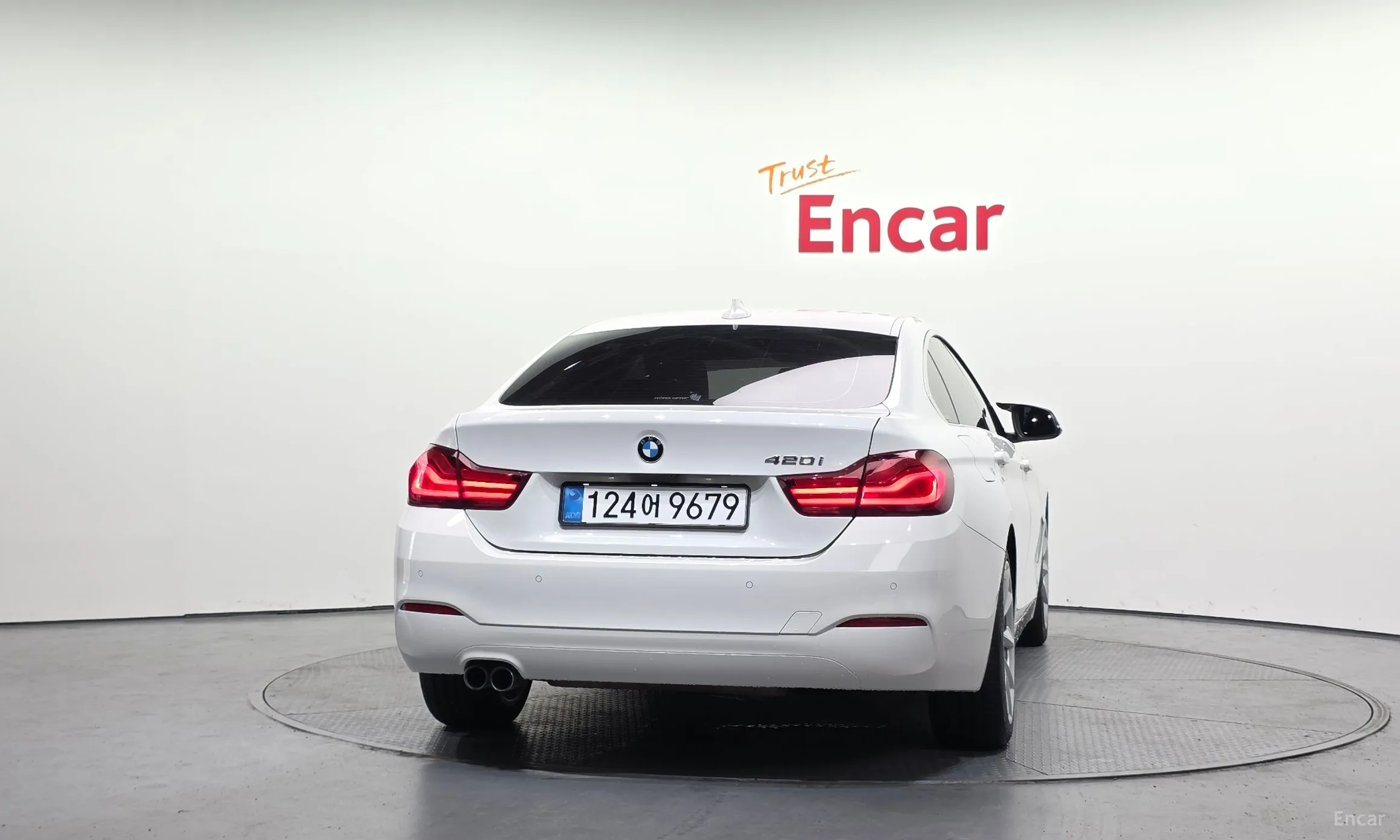 BMW Series 4 (F32) превью 4