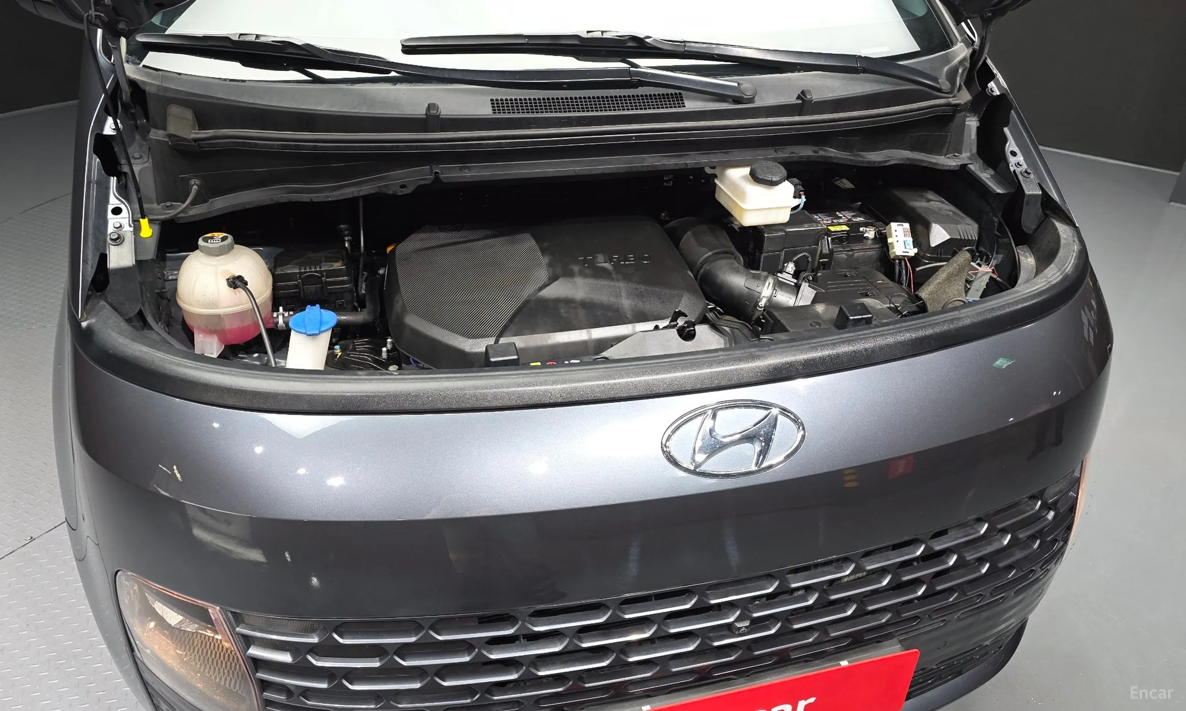 Hyundai Staria превью 6
