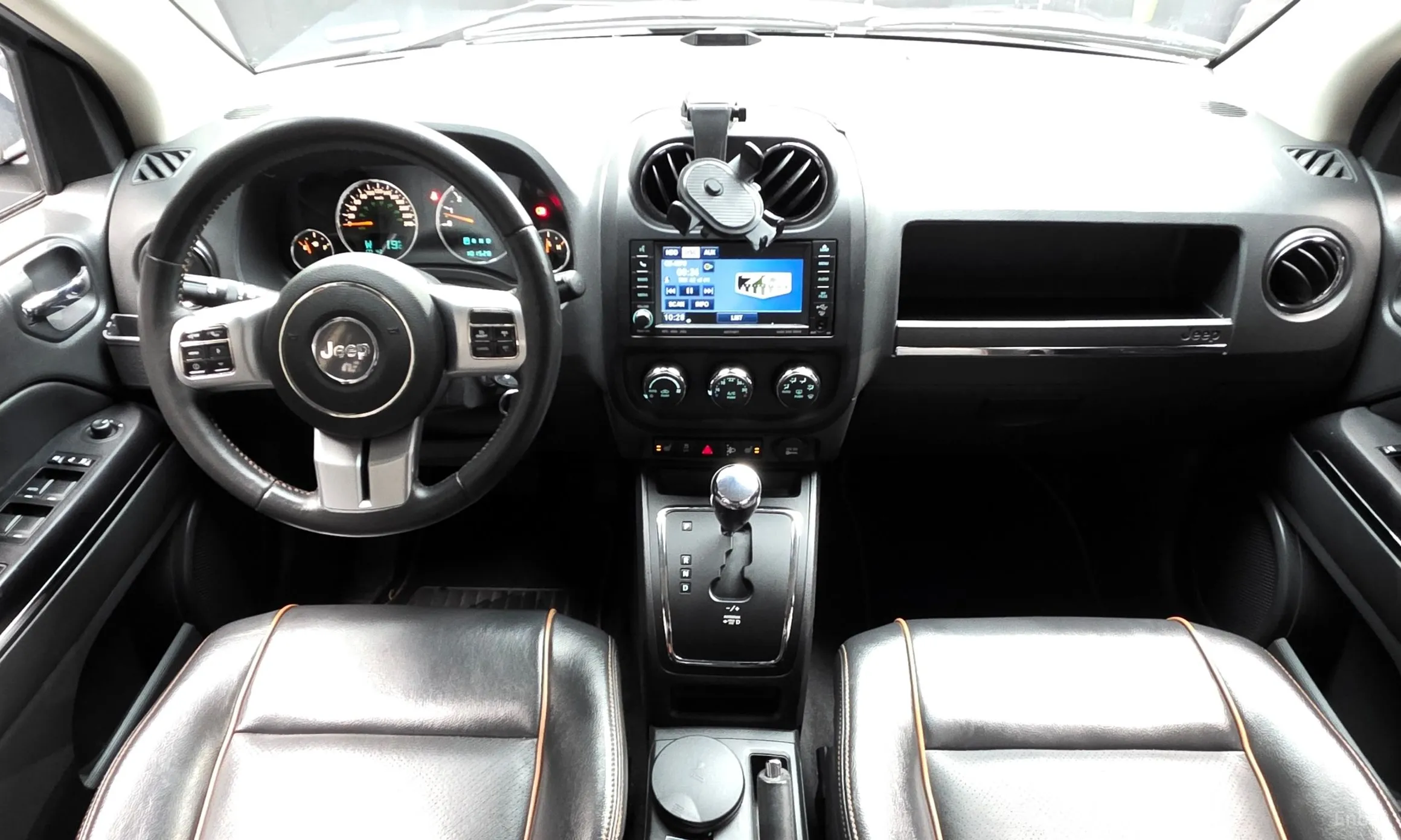 Jeep Compass превью 7