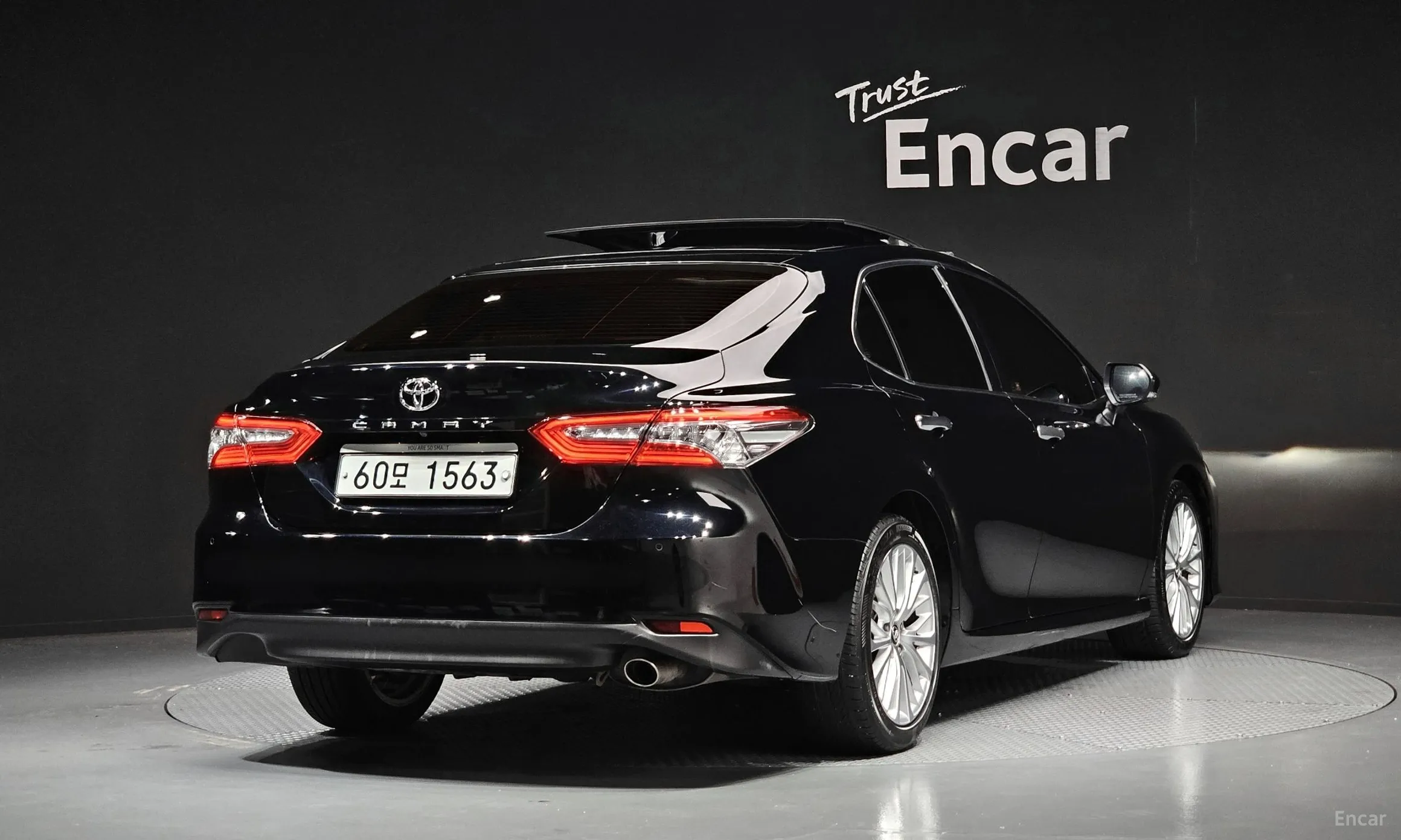Toyota Camry (XV70) превью 2