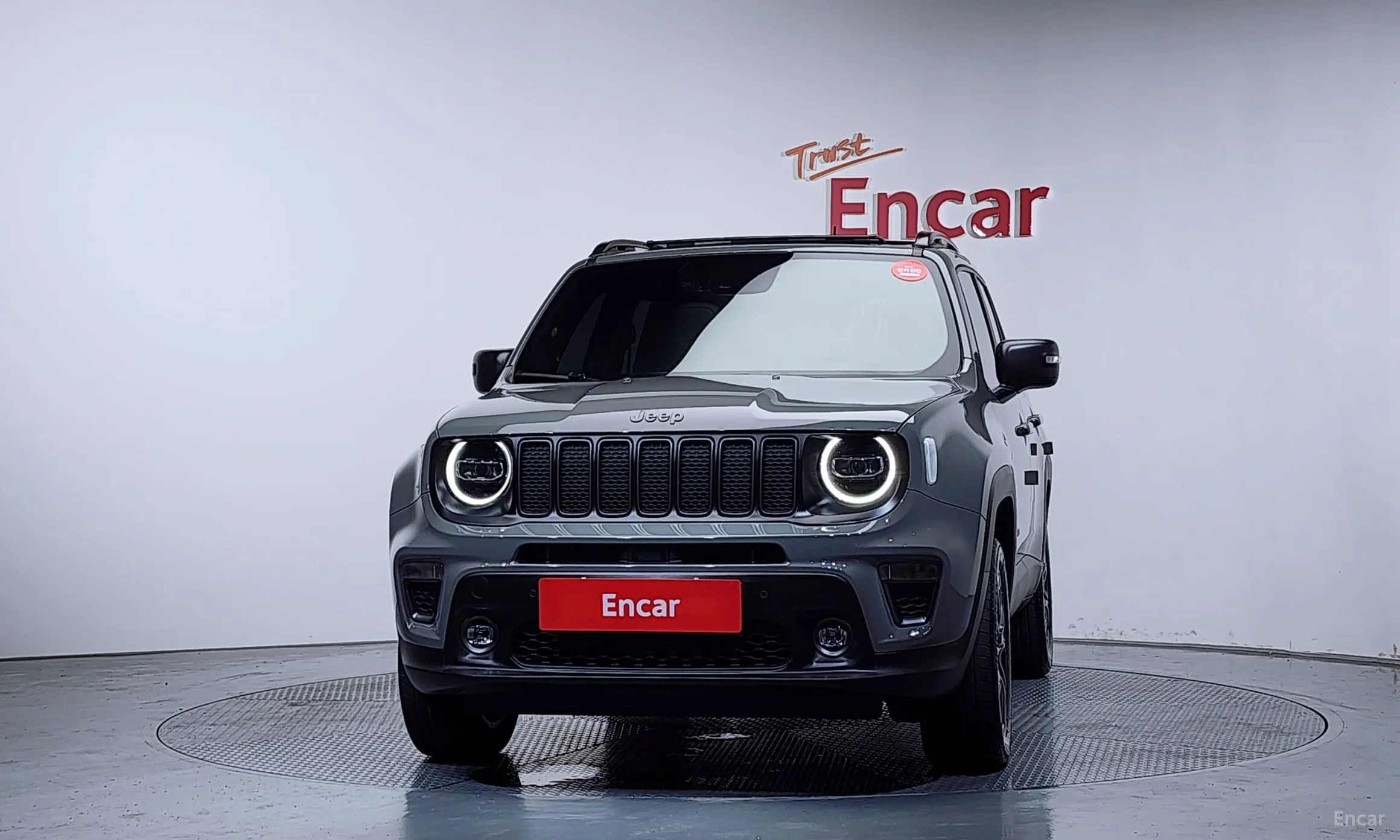 Jeep Renegade превью 3