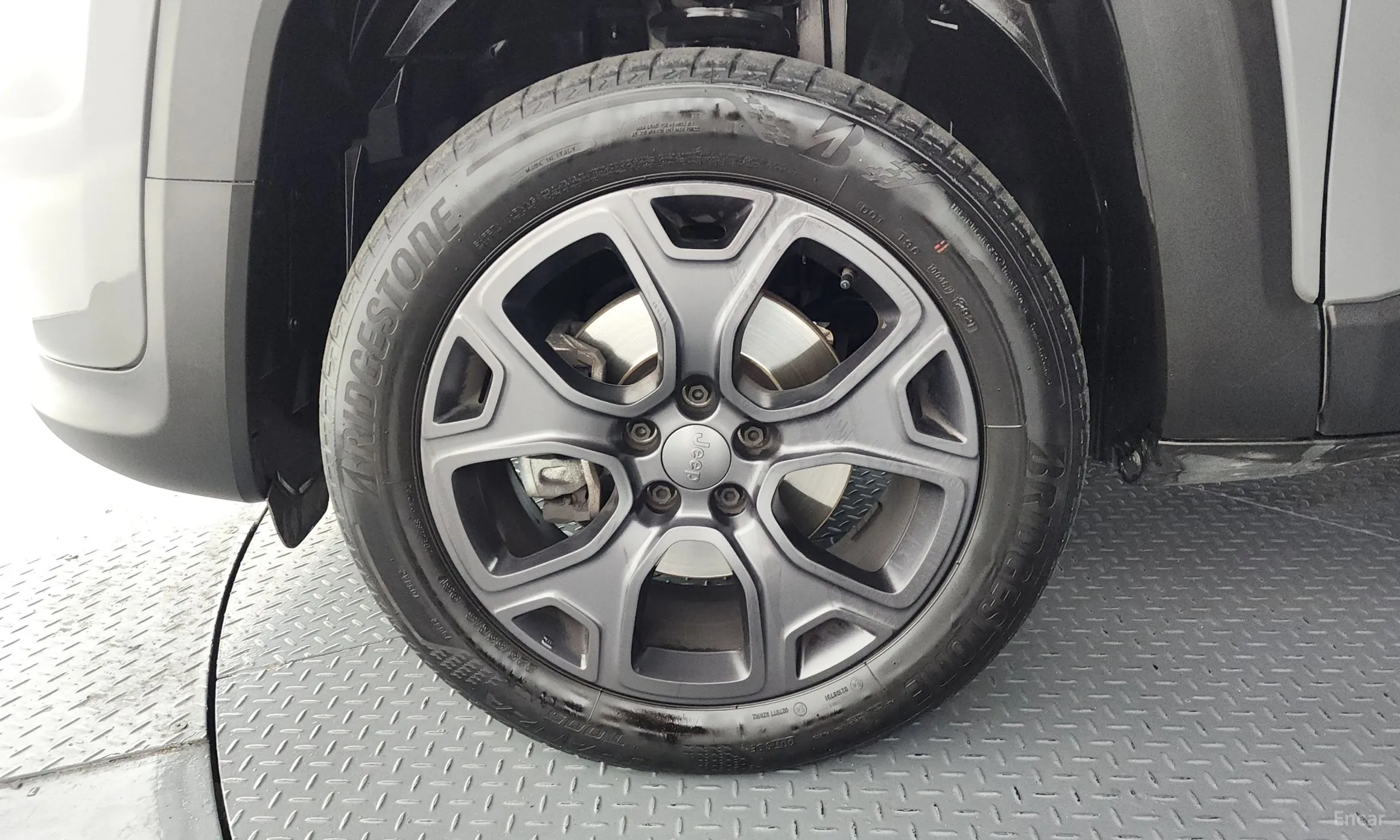 Jeep Renegade превью 5