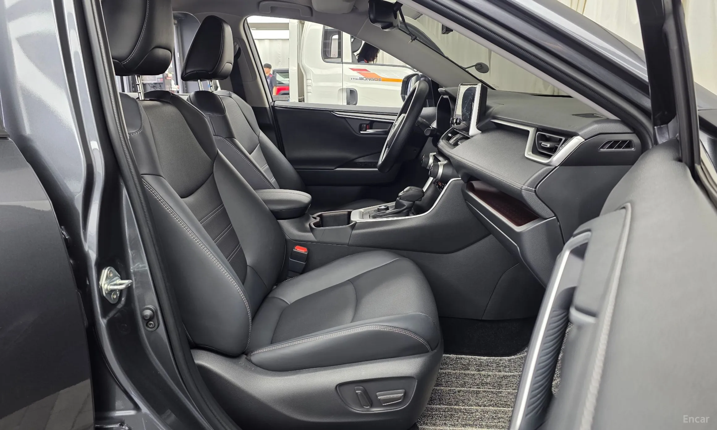 Toyota RAV4 5th Generation превью 11