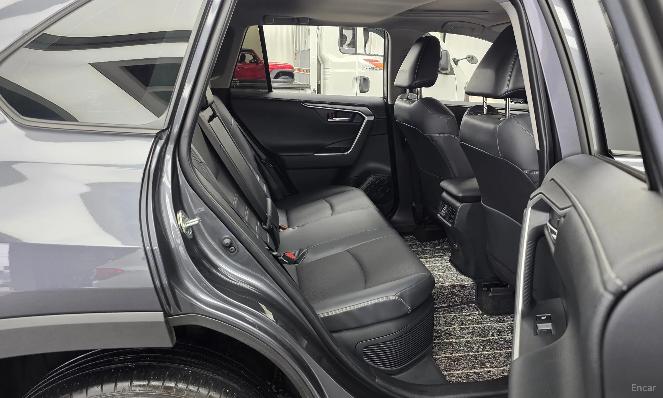 Toyota RAV4 5th Generation превью 12