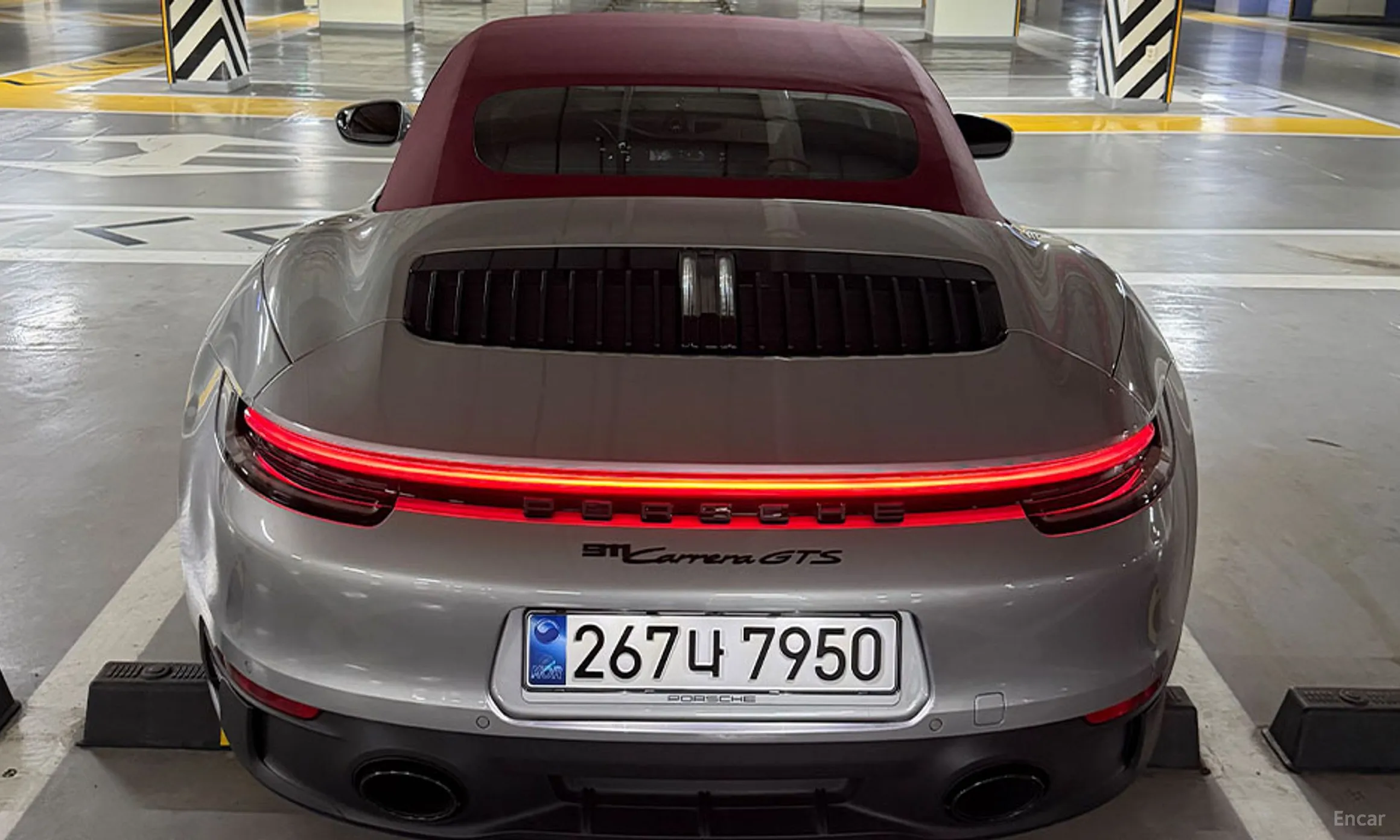 Porsche 911 (992)