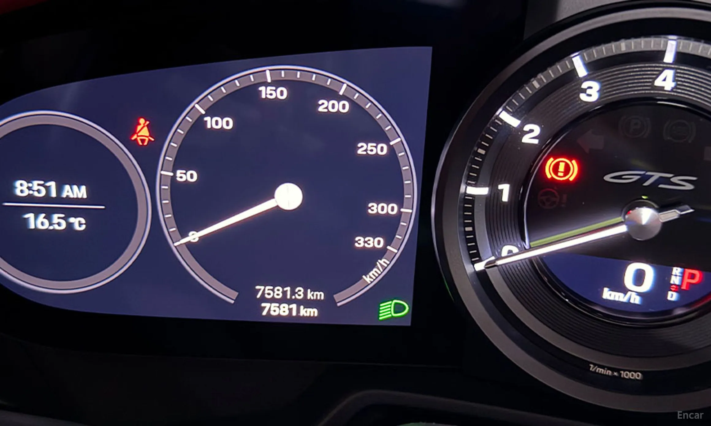 Porsche 911 (992) превью 9