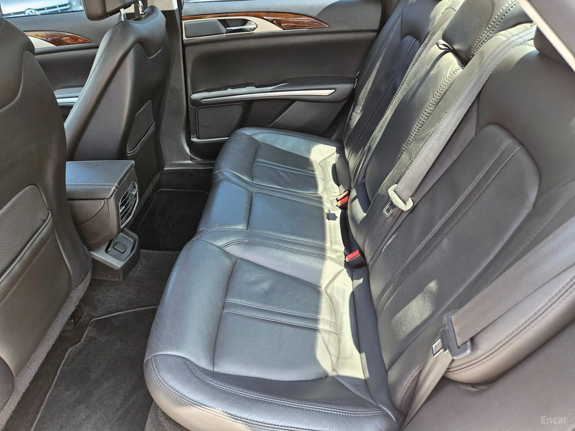 Lincoln New MKZ превью 12