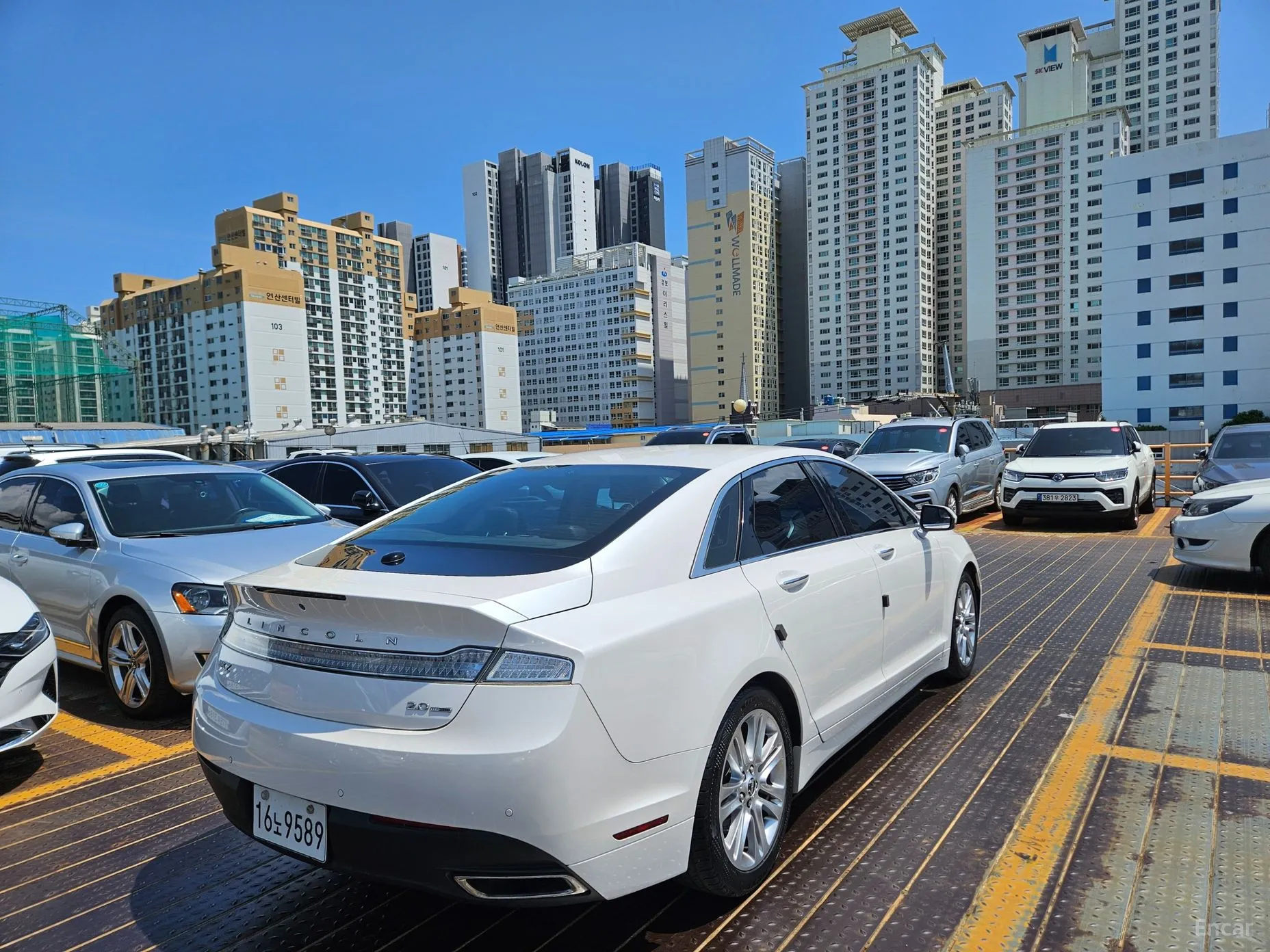 Lincoln New MKZ превью 4