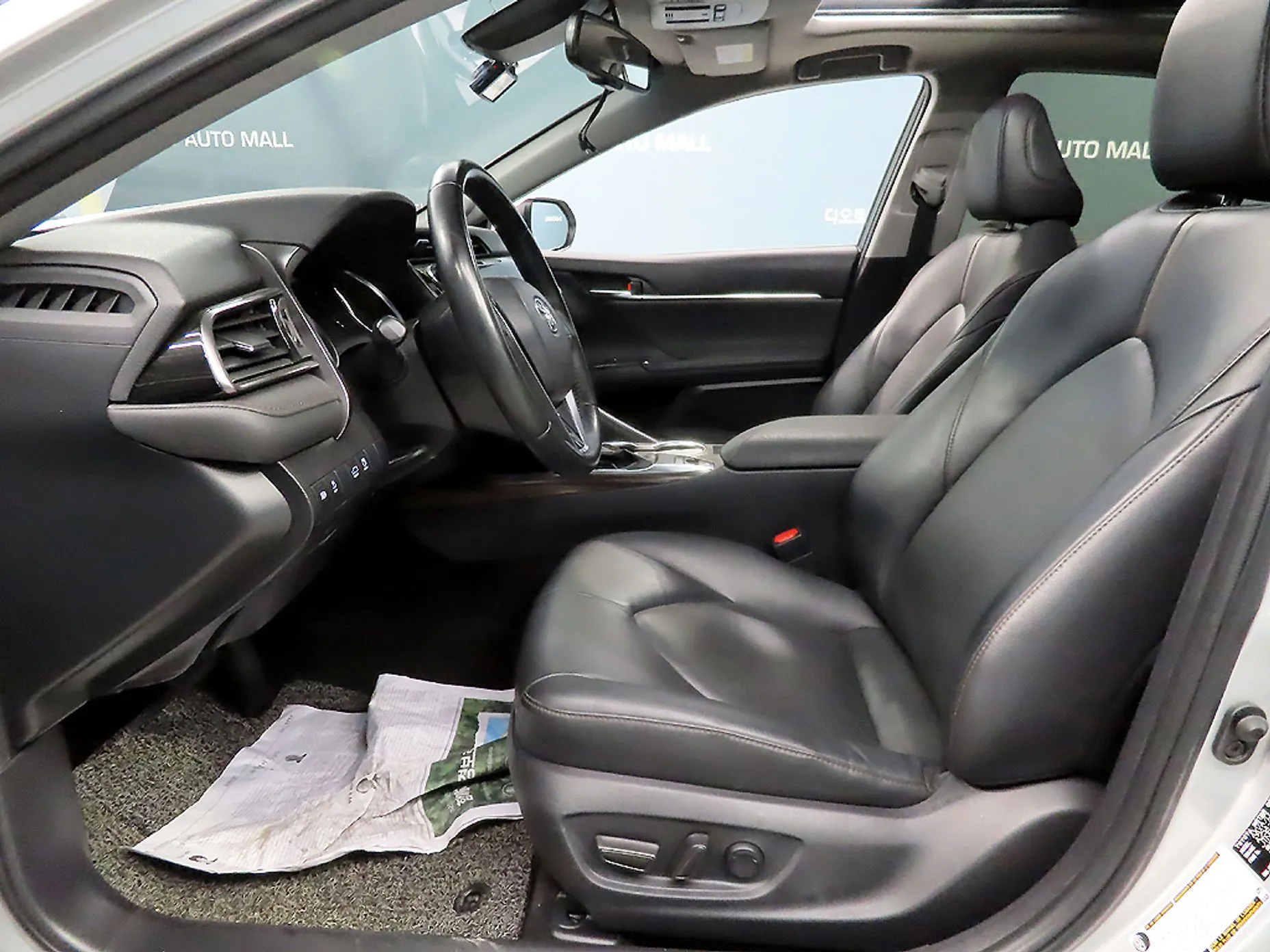 Toyota Camry (XV70) превью 10