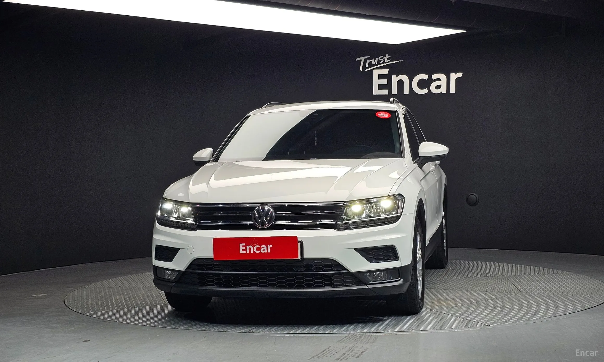 Volkswagen Tiguan 2nd Generation превью 3