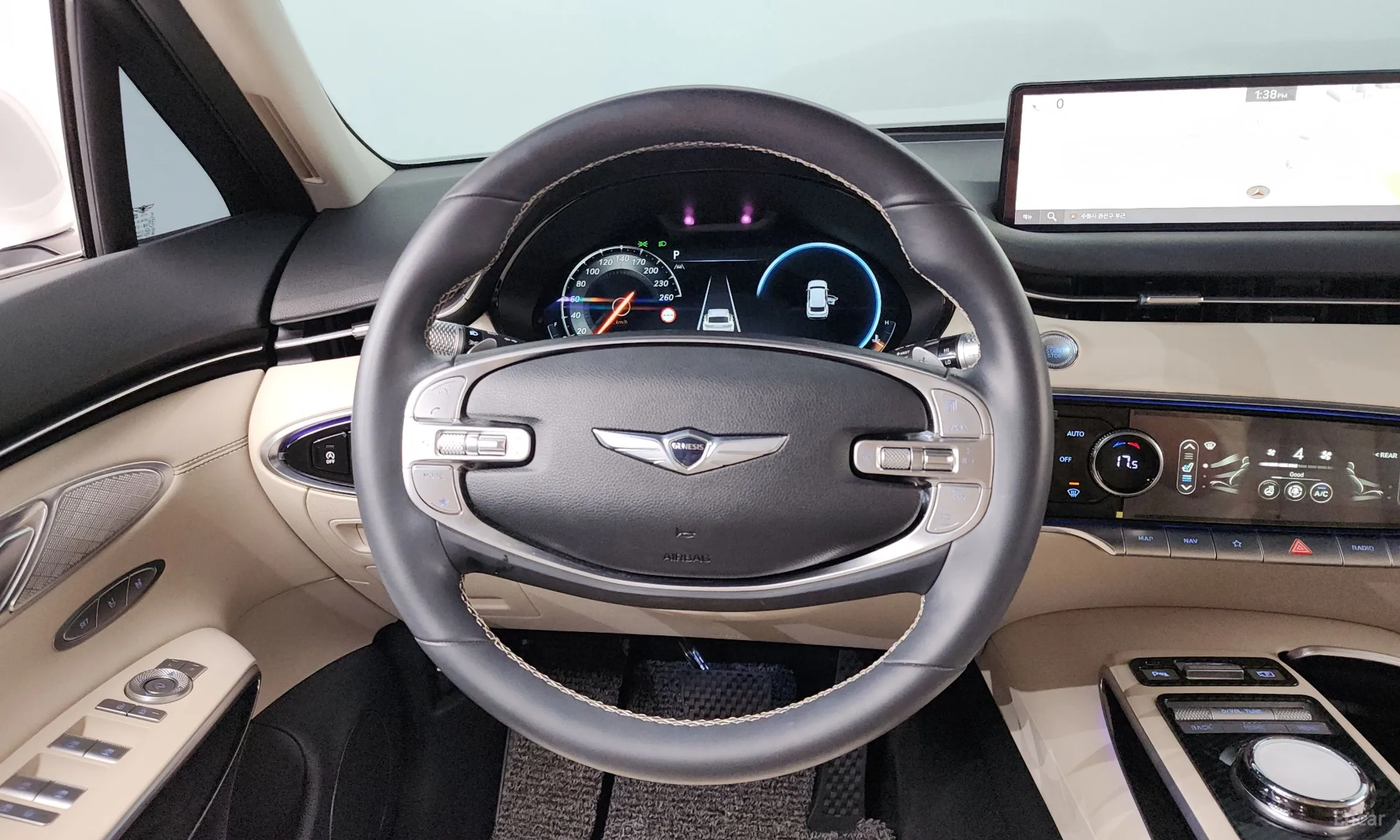 Genesis GV70 превью 14