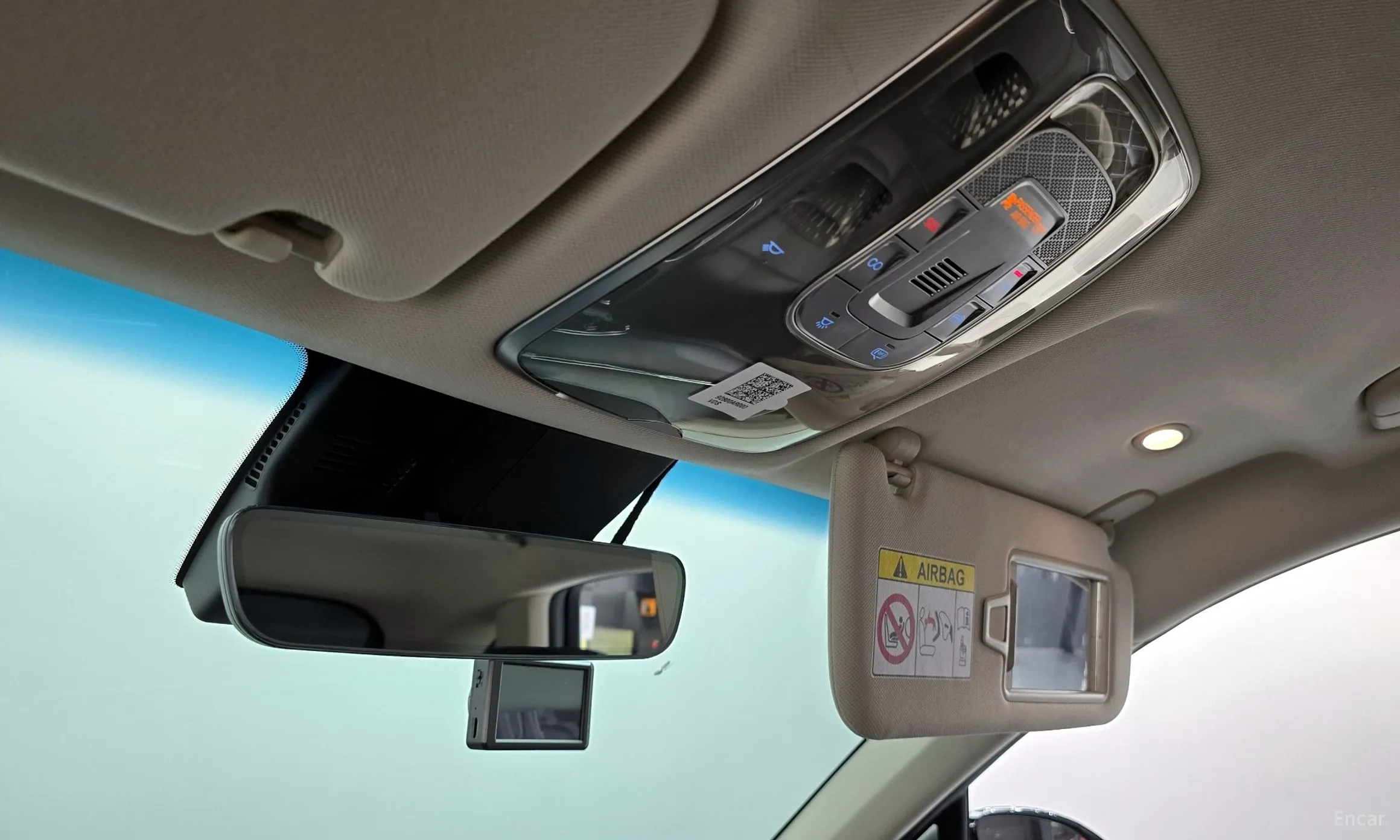 Genesis GV70 превью 20