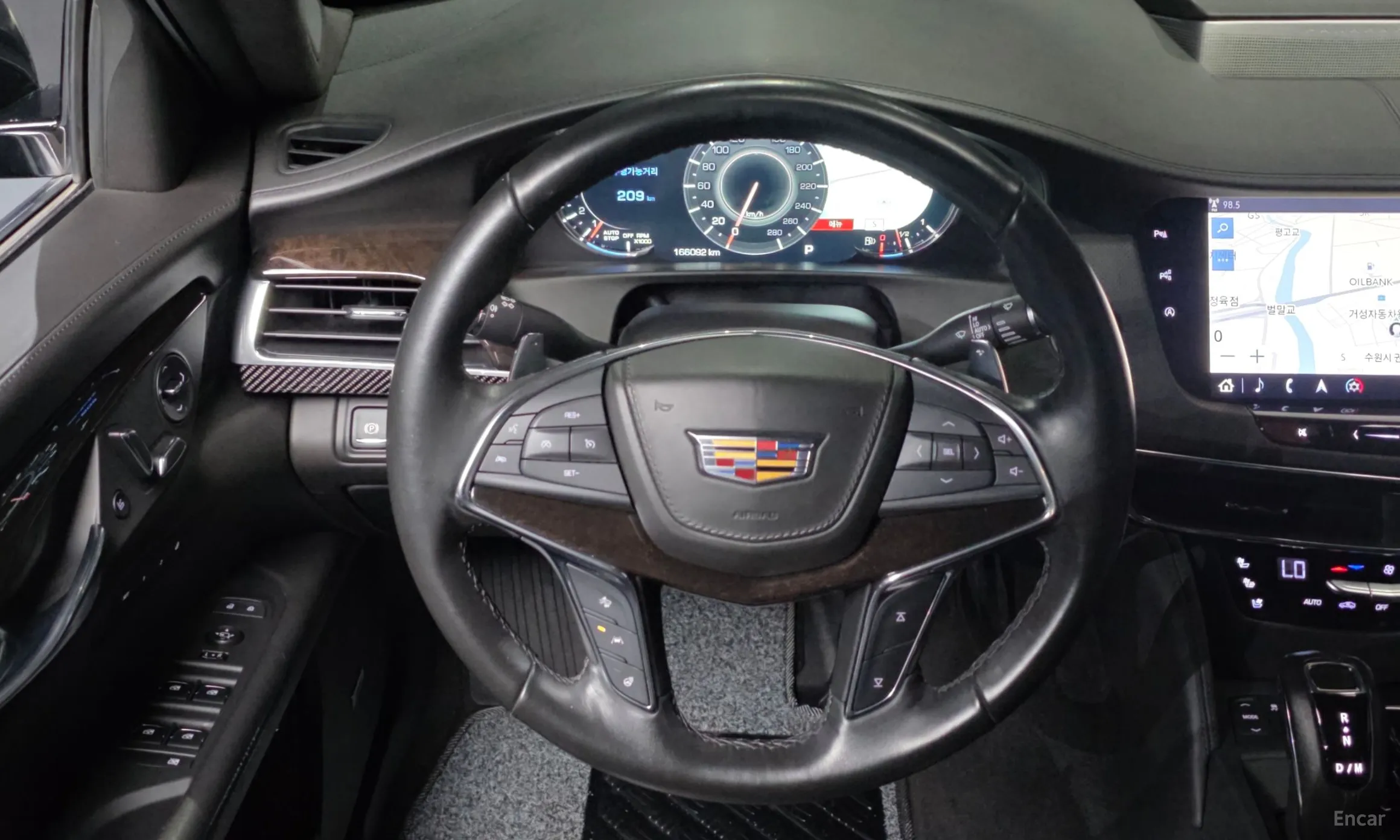 Cadillac CT6 превью 13