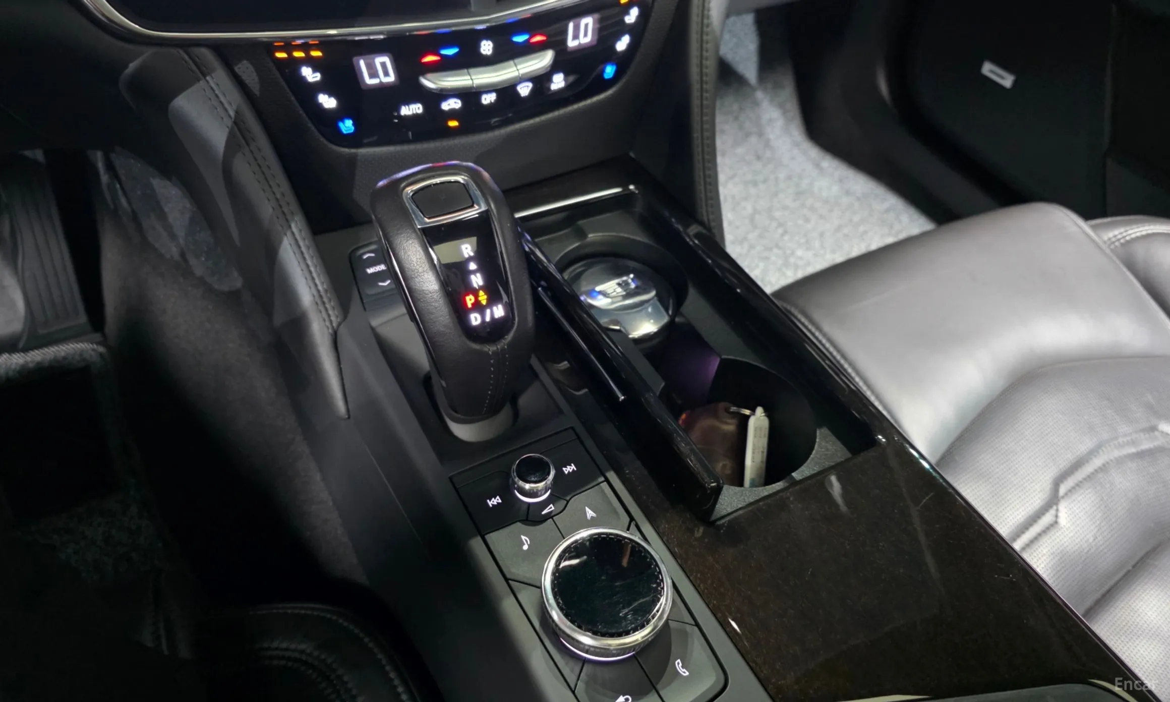 Cadillac CT6 превью 9