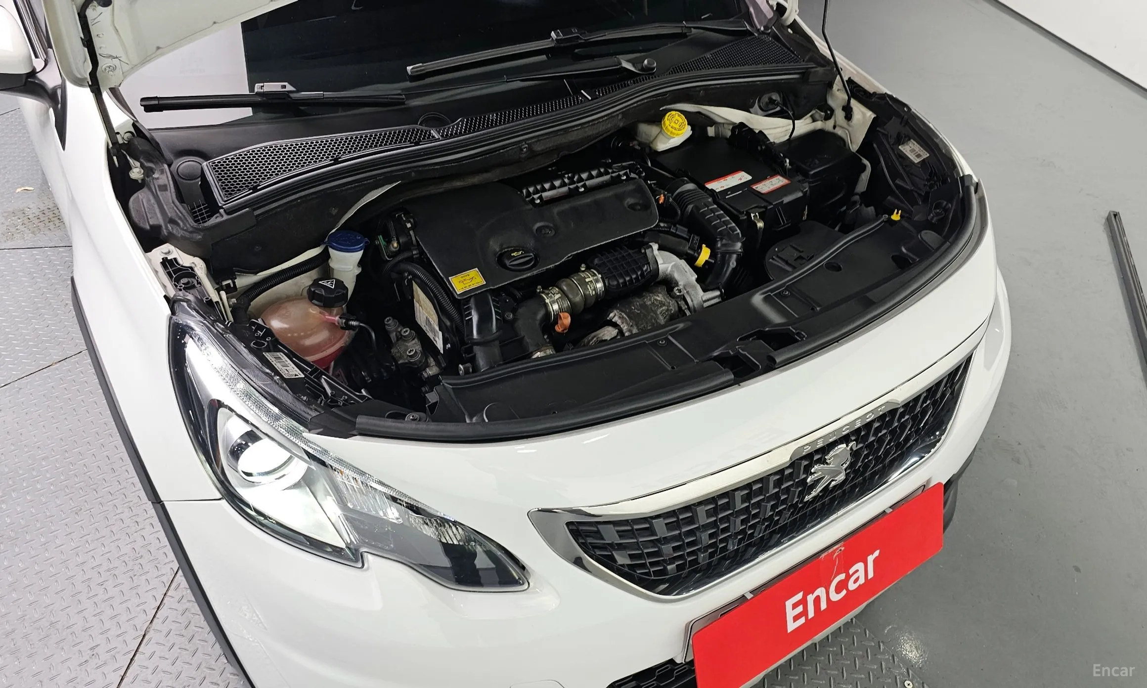 Peugeot 2008. превью 6