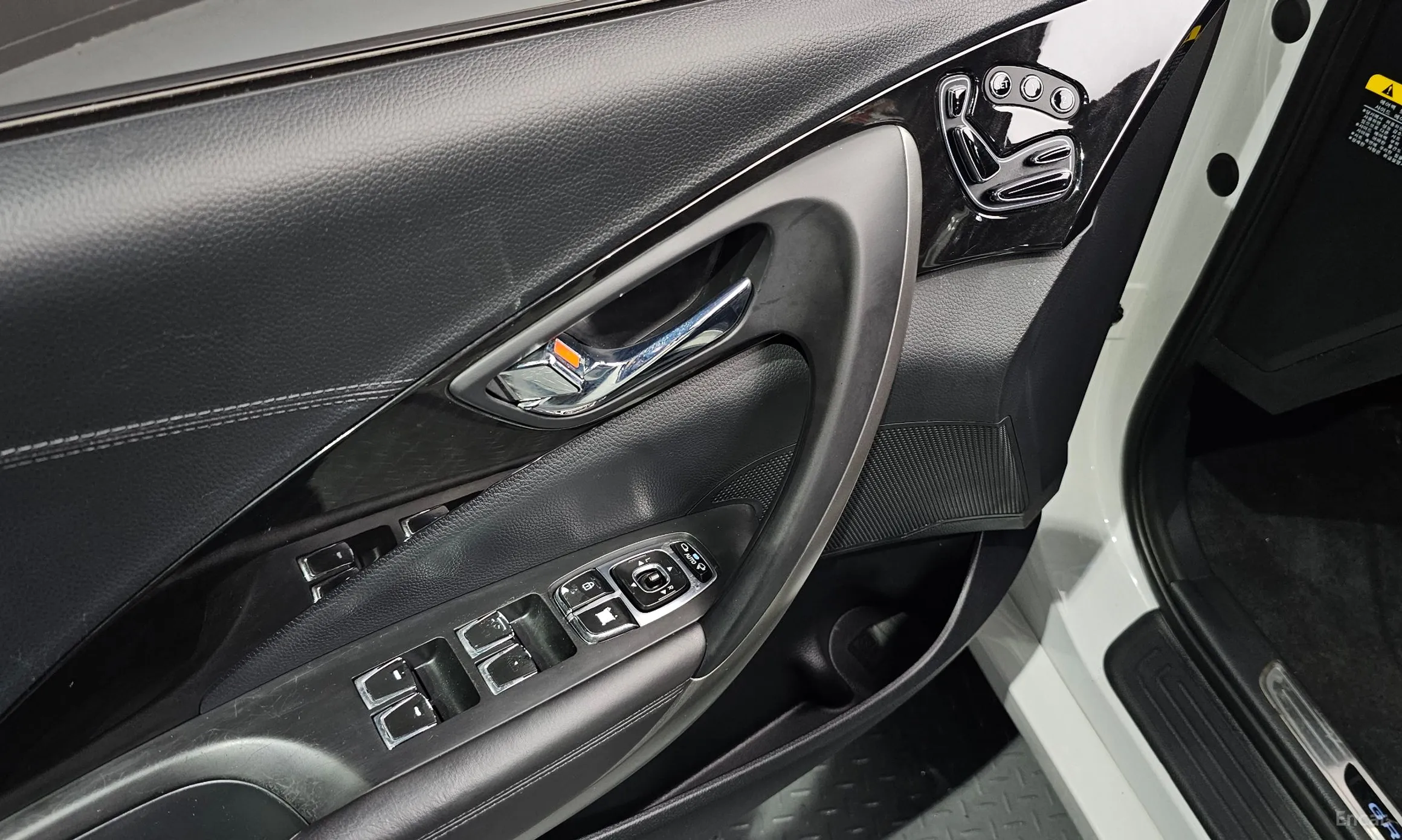 Hyundai Grandeur HG превью 15