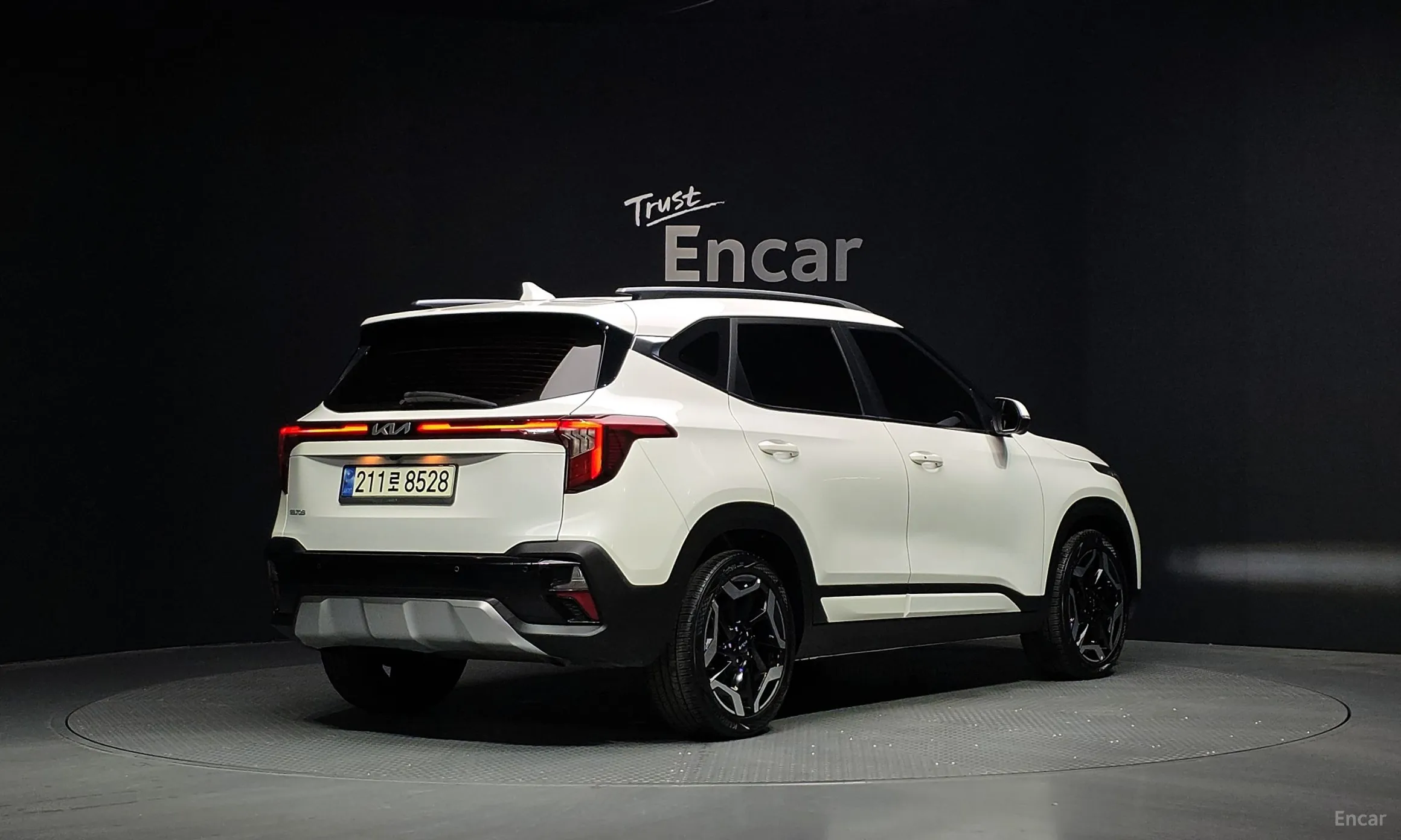 Kia Seltos превью 2
