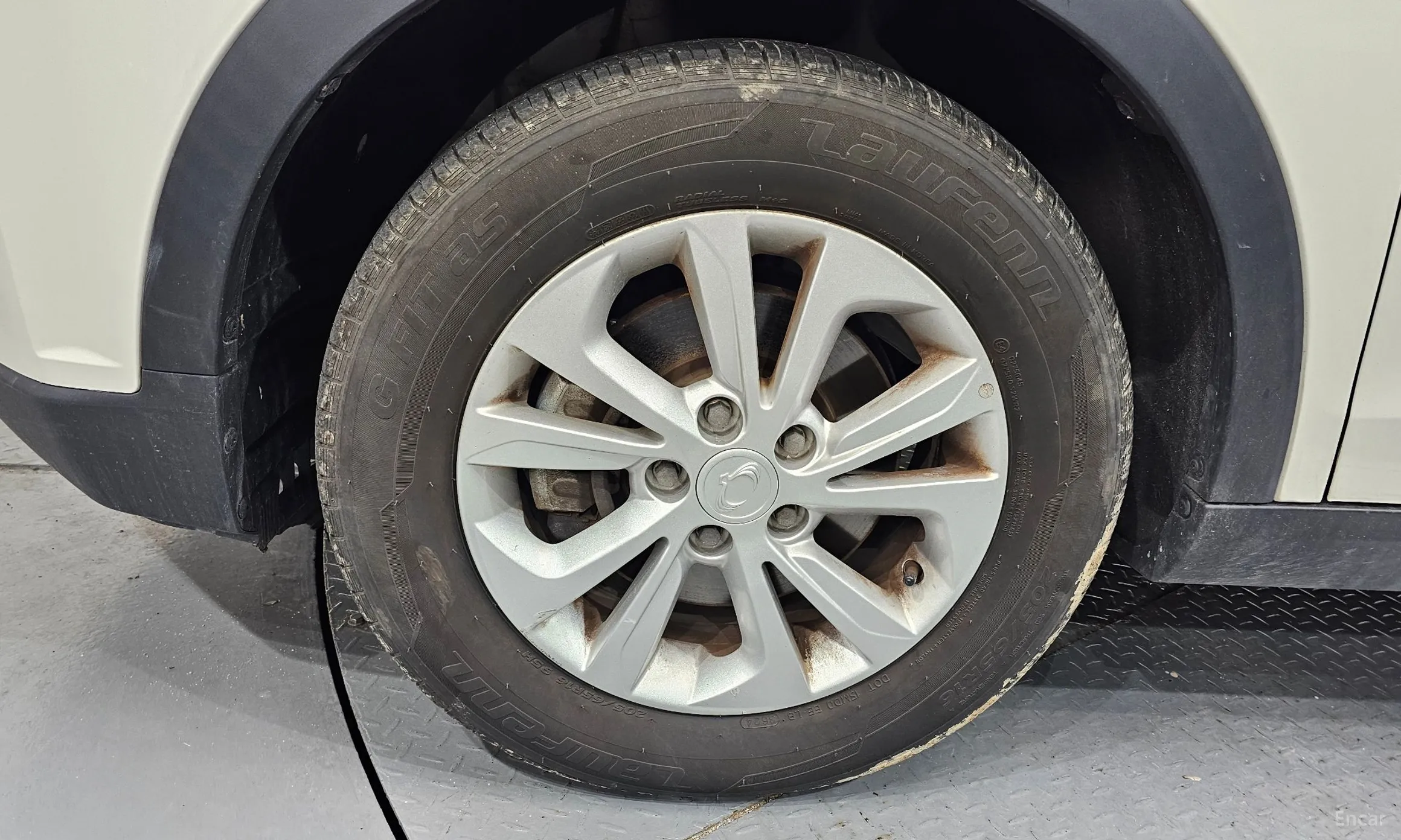 KG Mobility (SsangYong) Berry New Tivoli превью 5