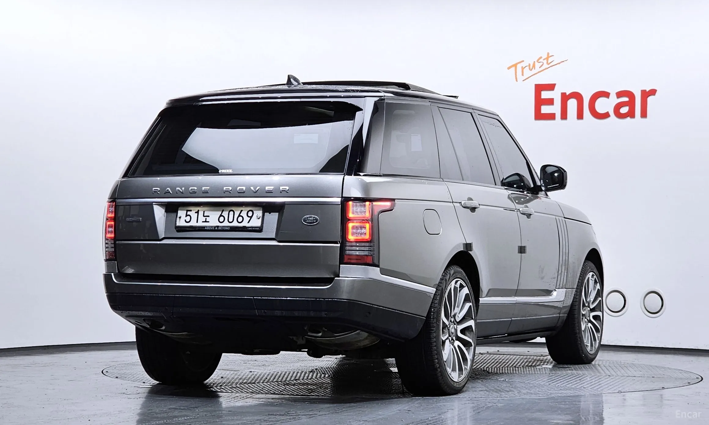 Land Rover Range Rover 4th Generation превью 2