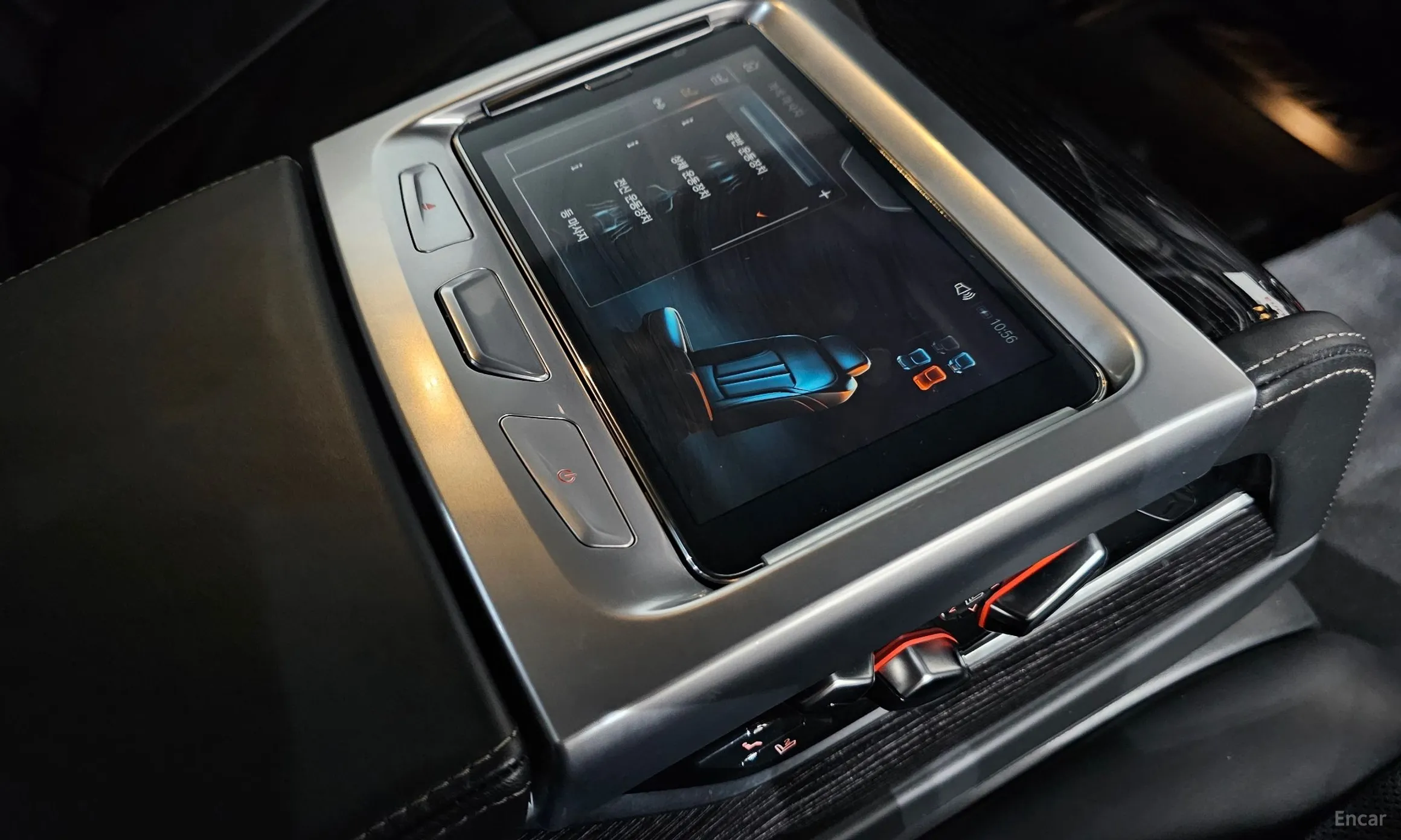BMW 7 Series (G11) превью 20