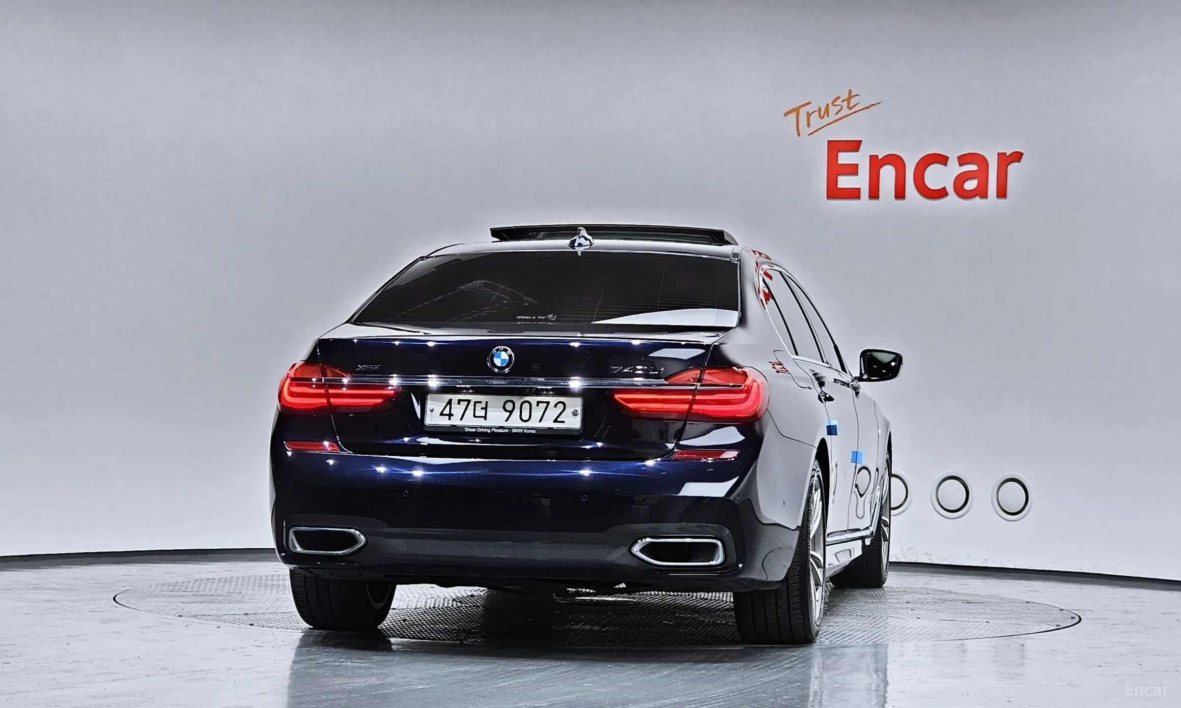 BMW 7 Series (G11) превью 4