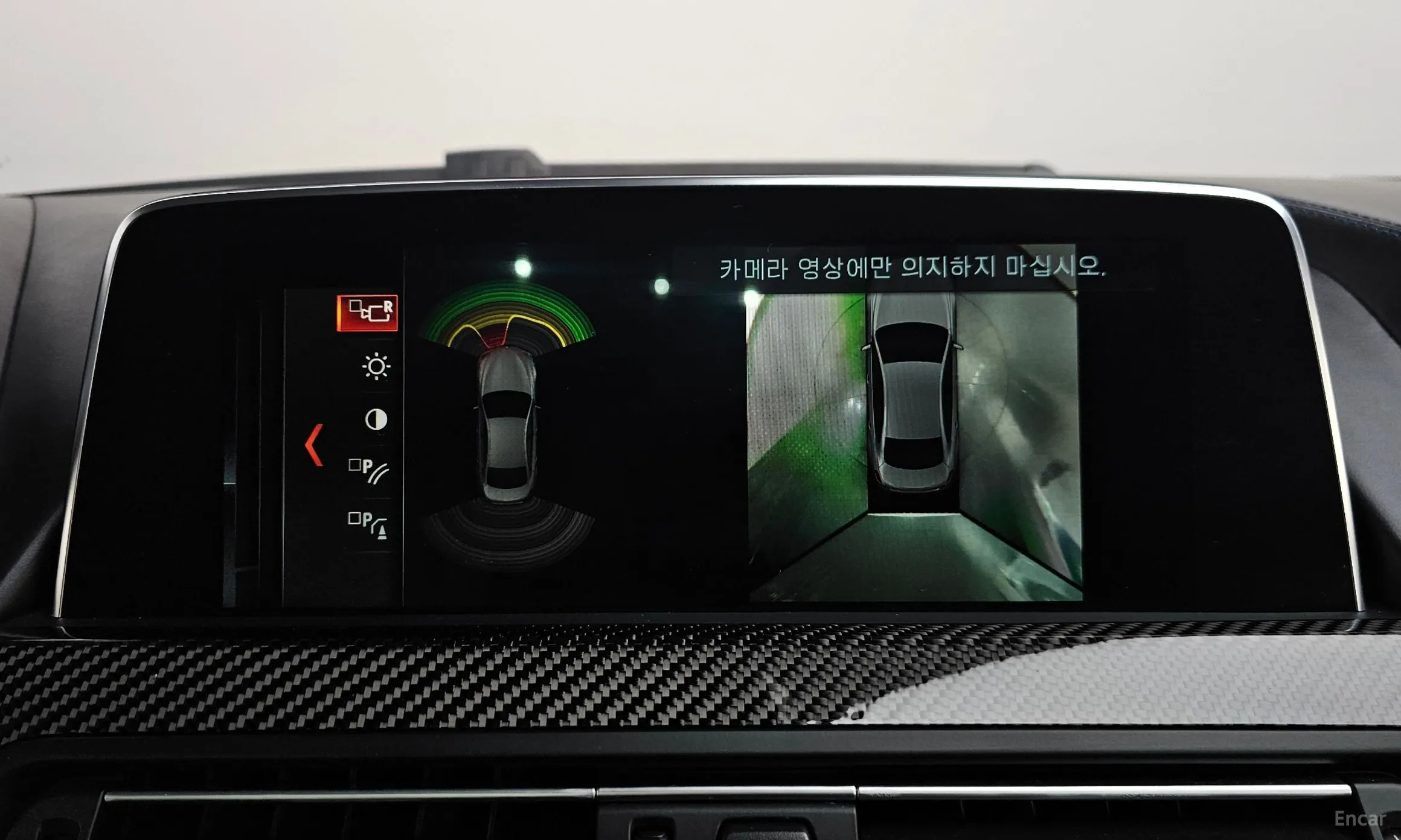 BMW 6 Series (F12) превью 15