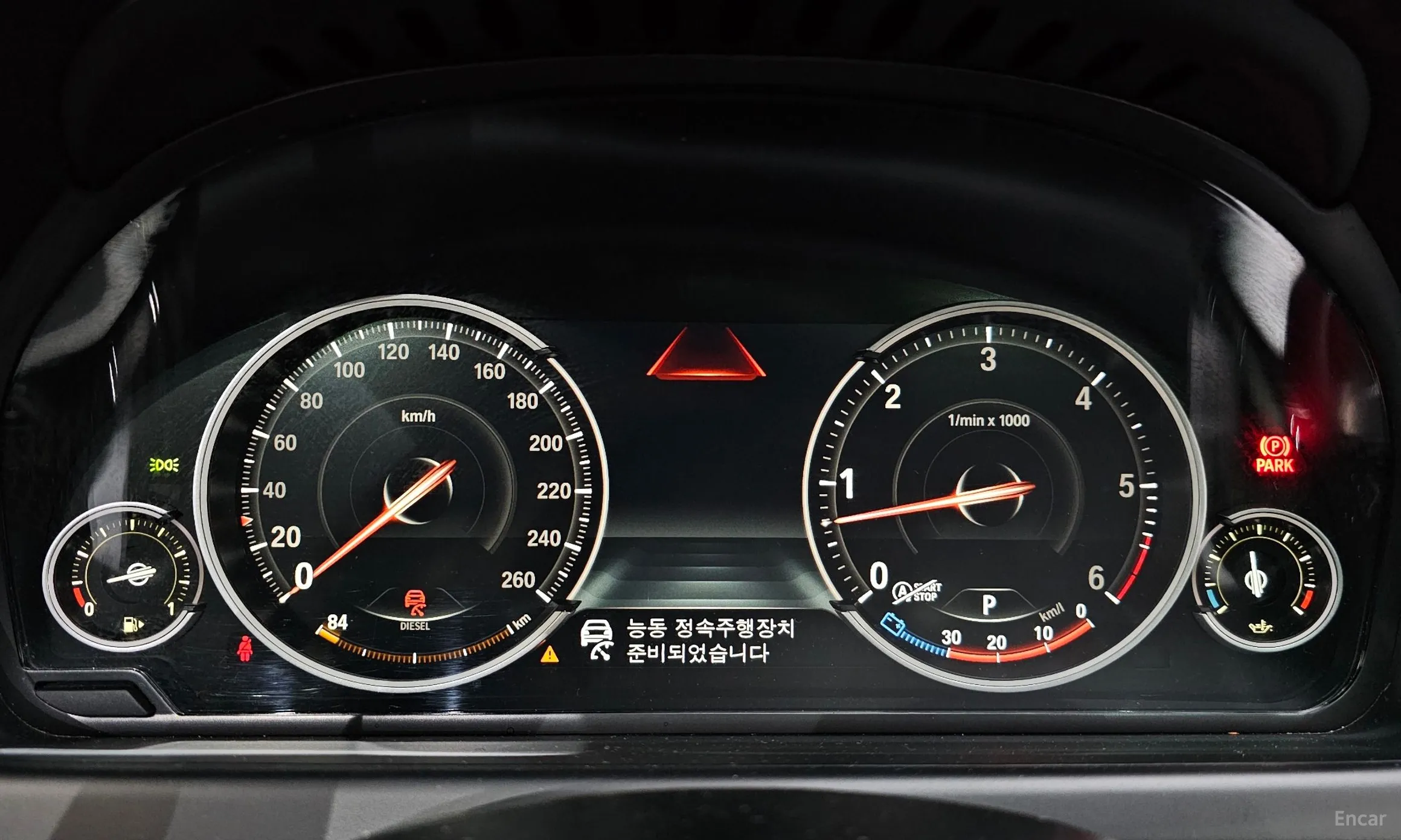 BMW 6 Series (F12) превью 8