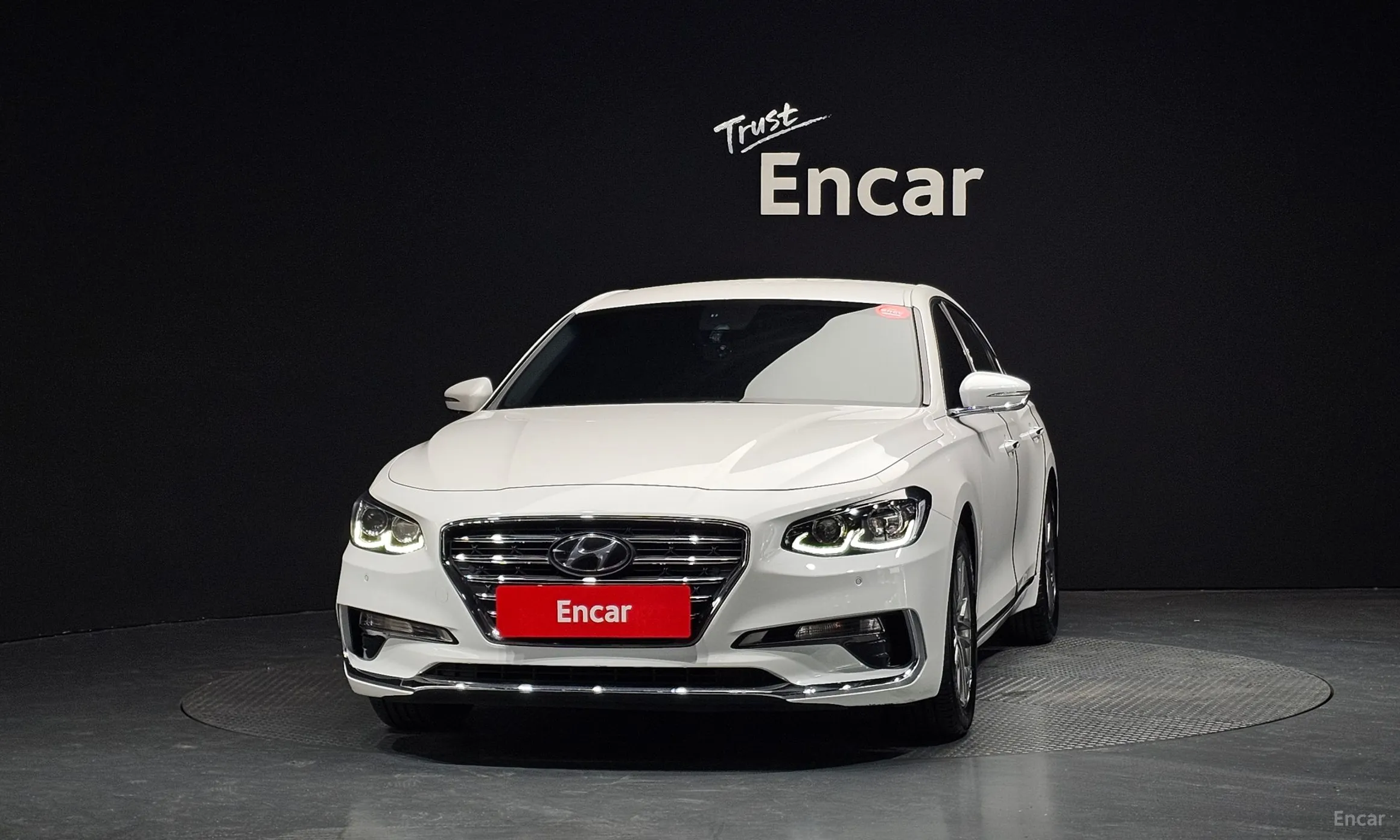 Hyundai Grandeur IG превью 3