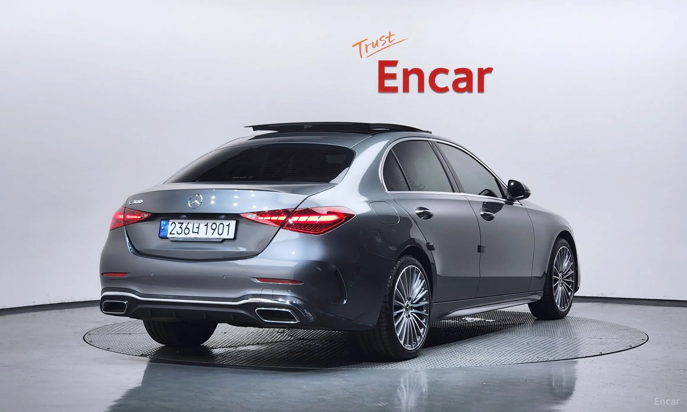 Mercedes Benz C-Class W206