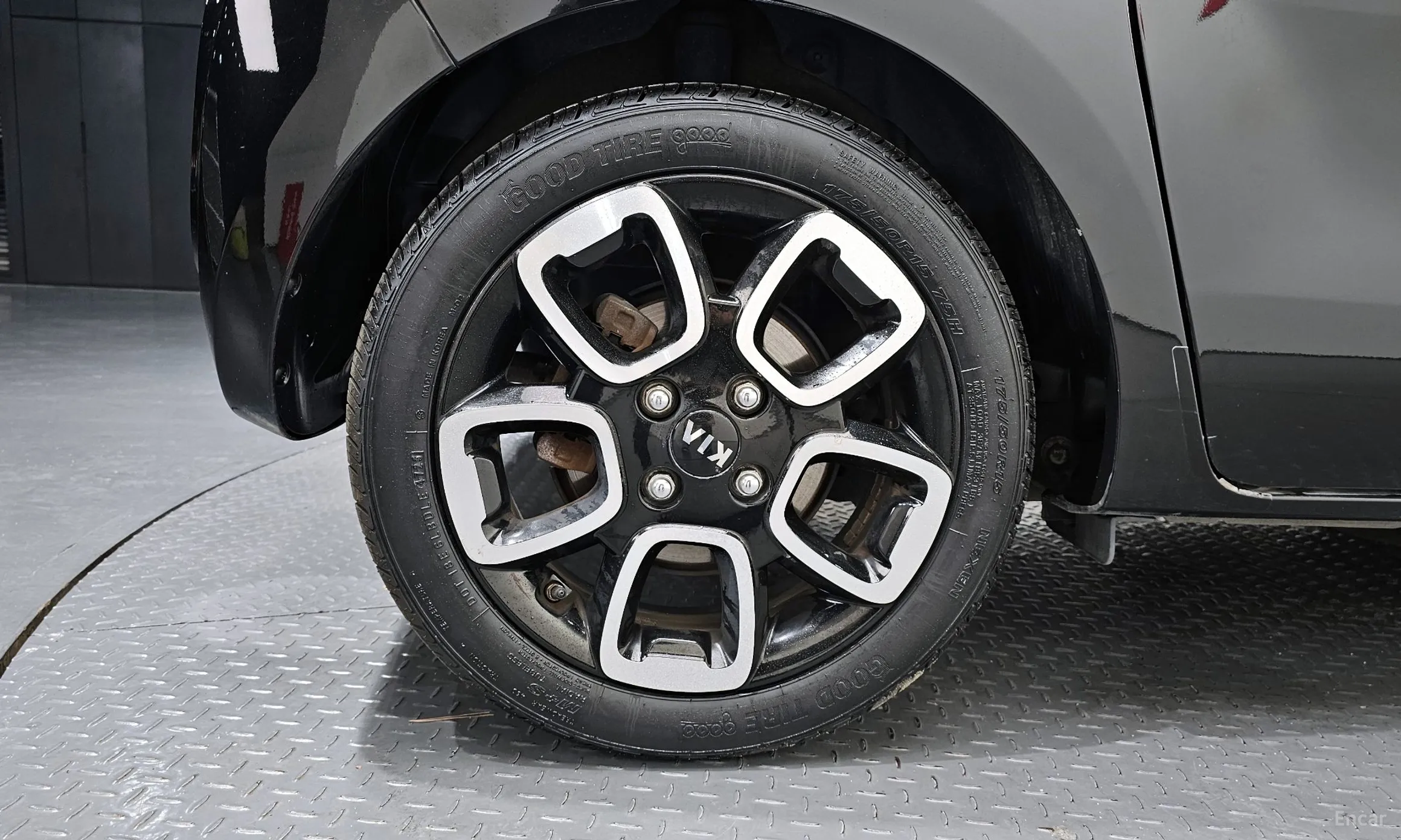 Kia Ray превью 5