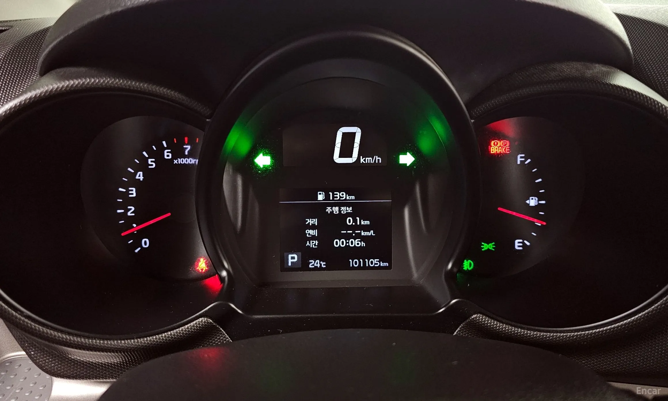 Kia Ray превью 8