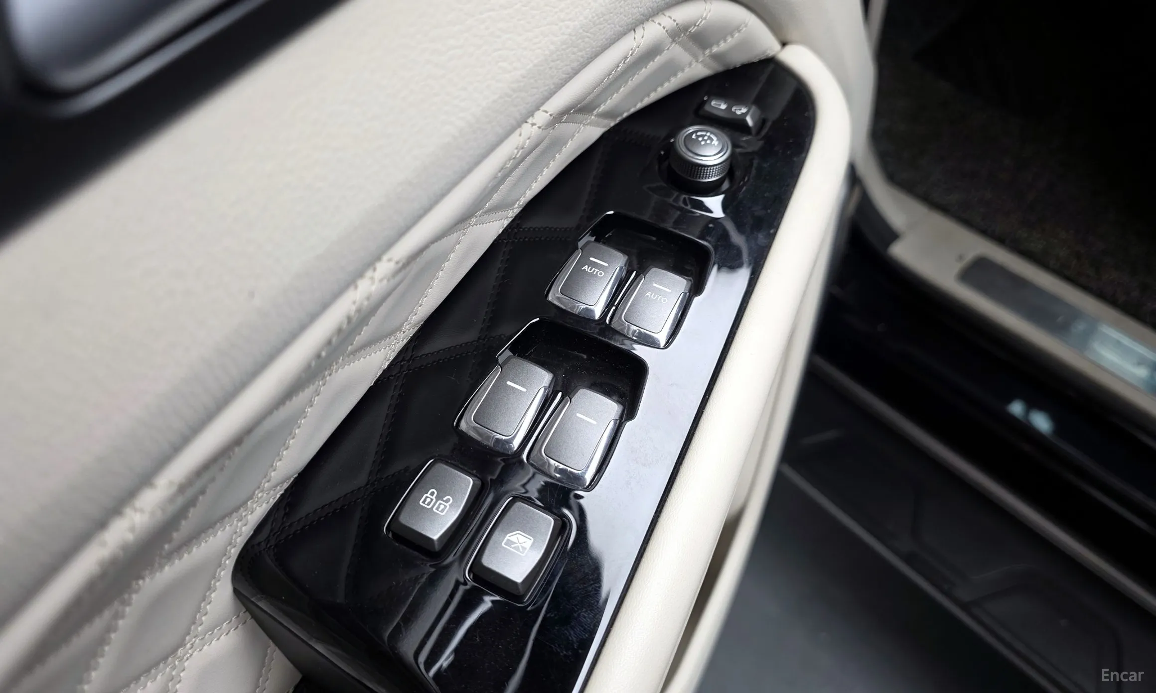 KG Mobility (SsangYong) G4 Rexton превью 14