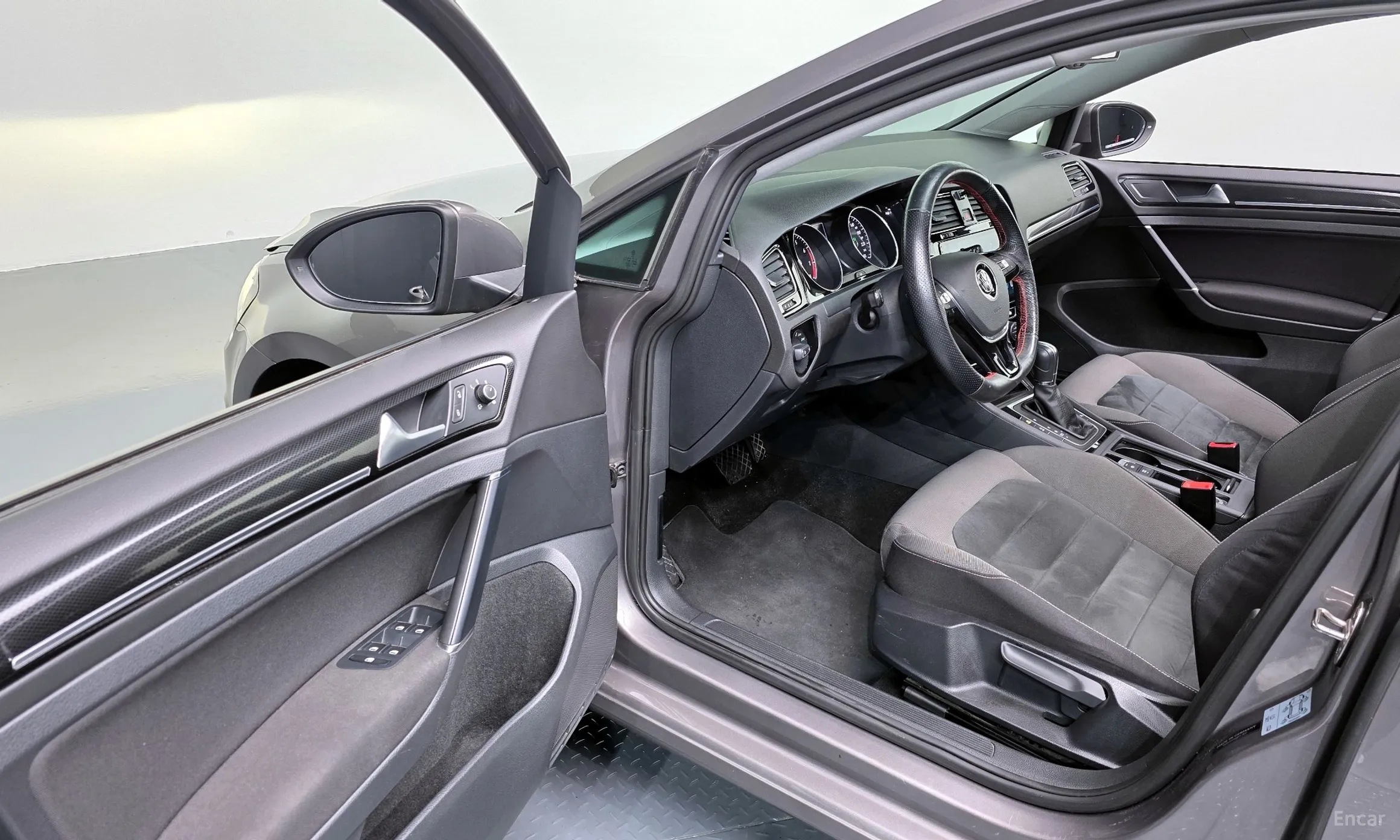Volkswagen Golf 7th Generation превью 10
