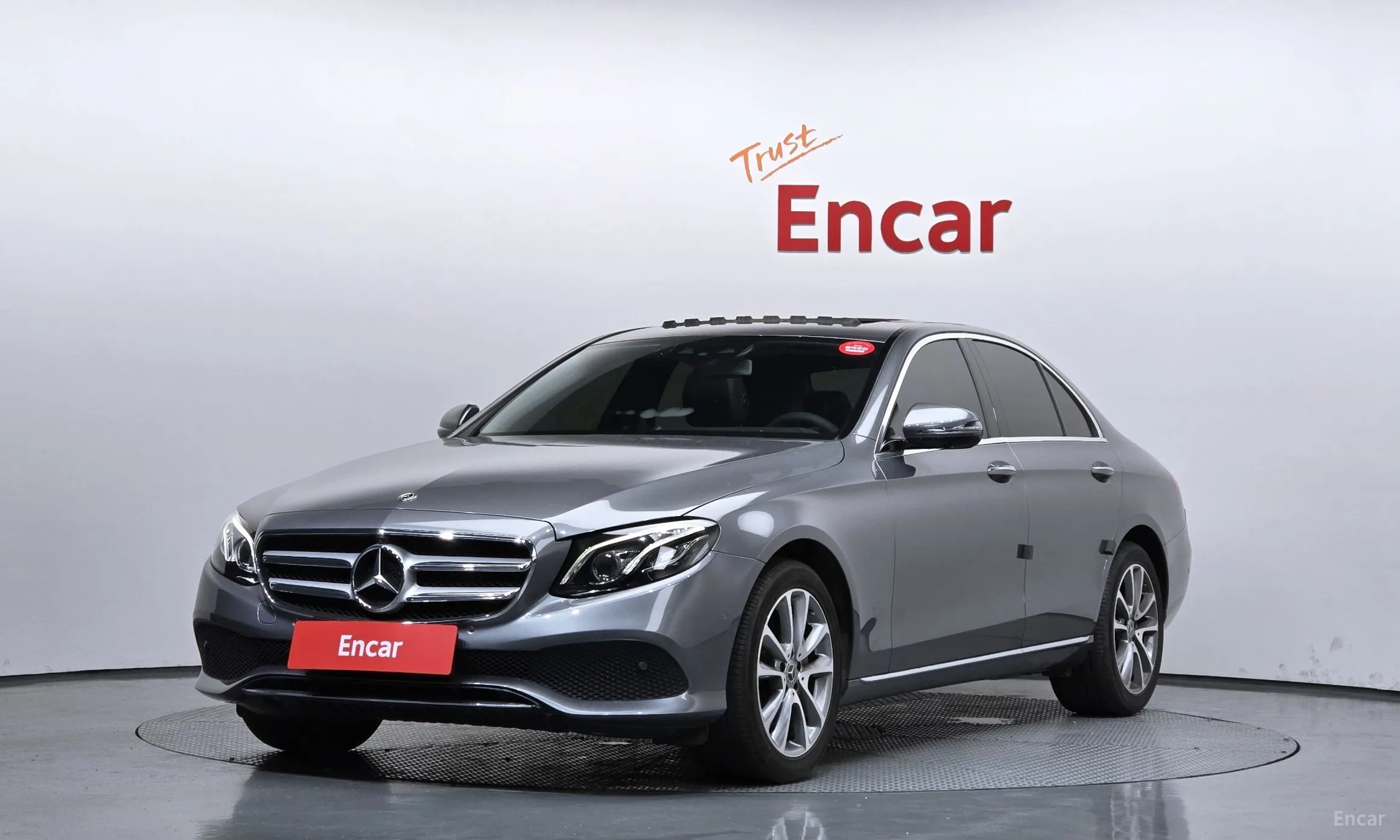 Mercedes Benz E-Class W213