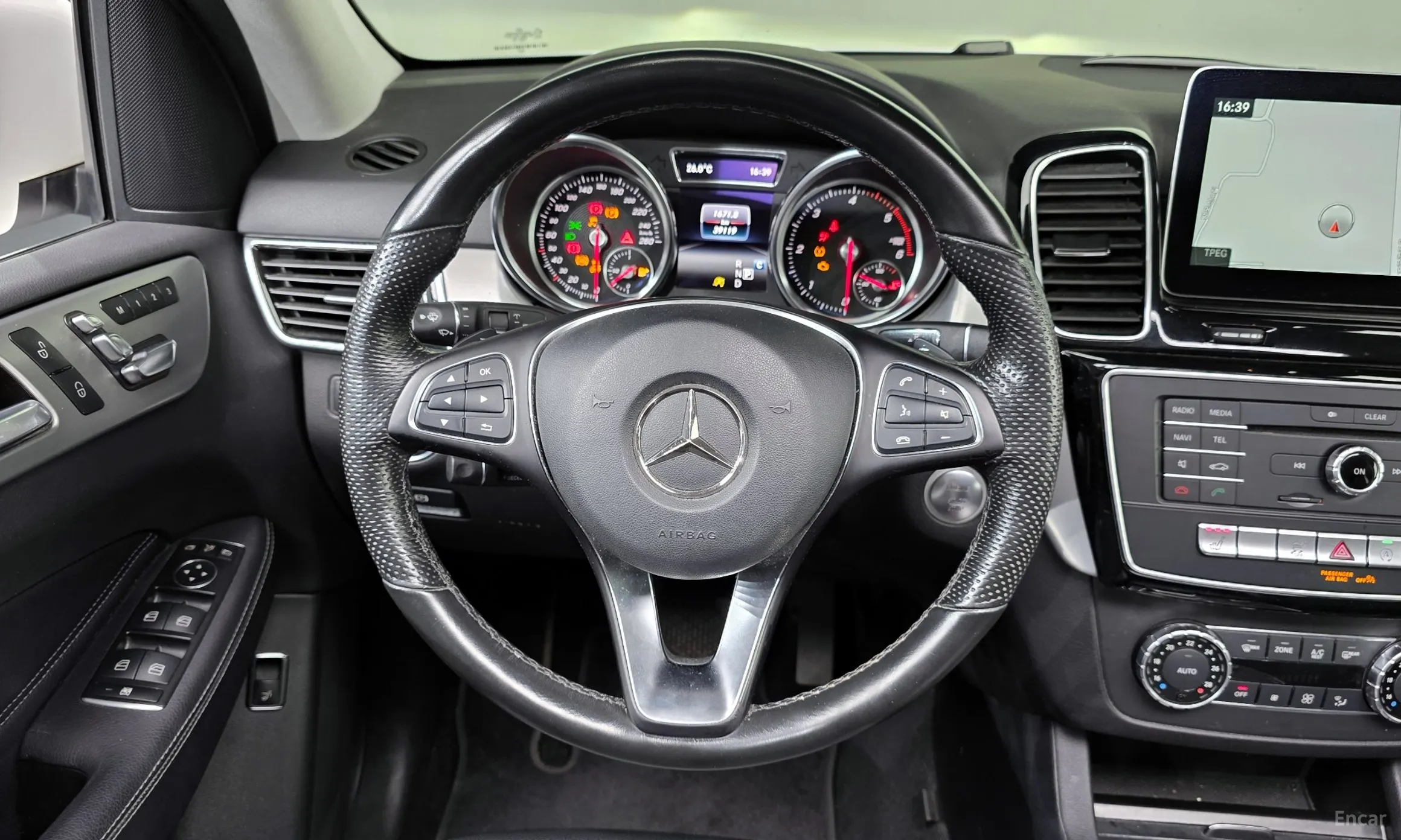 Mercedes Benz GLE-Class W166 превью 13
