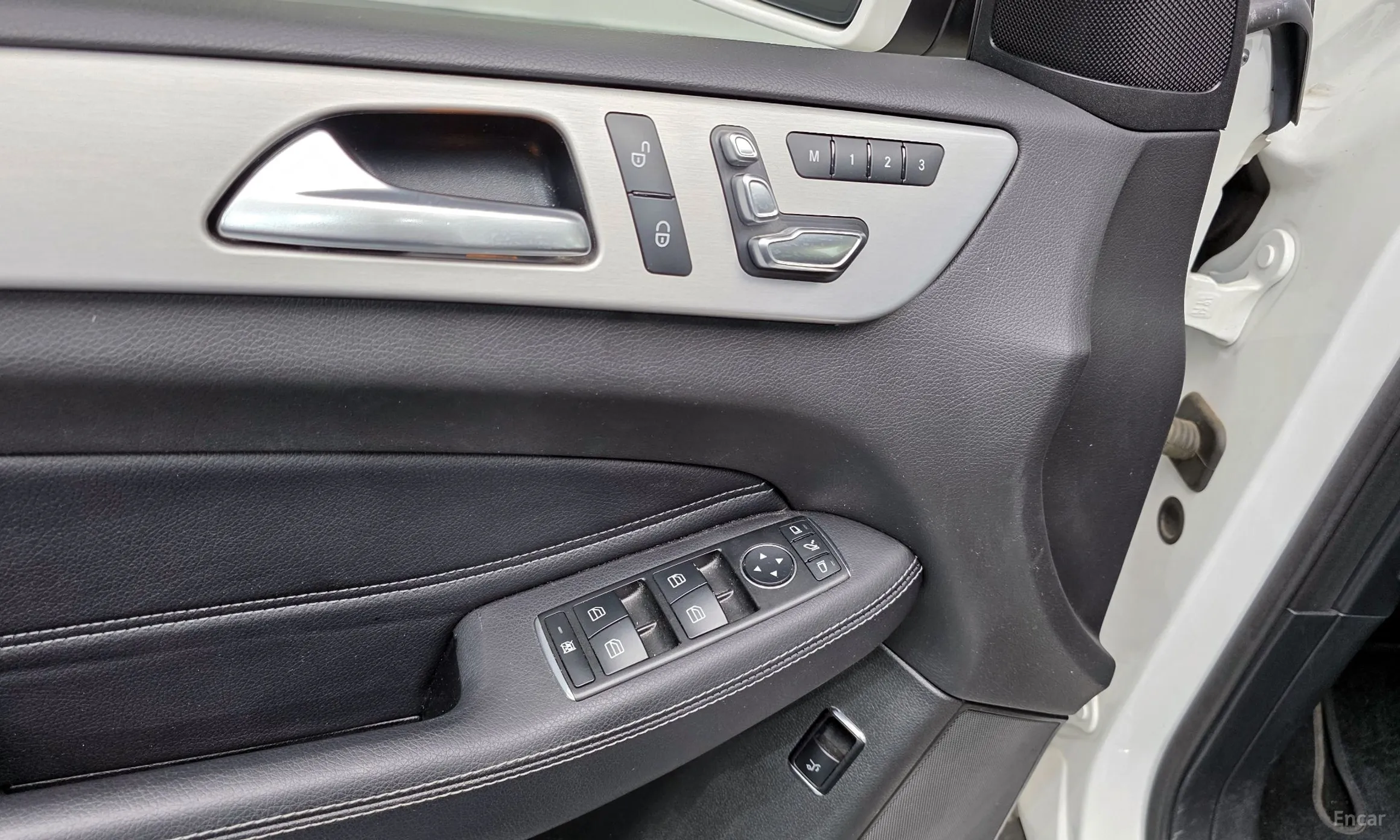 Mercedes Benz GLE-Class W166 превью 19