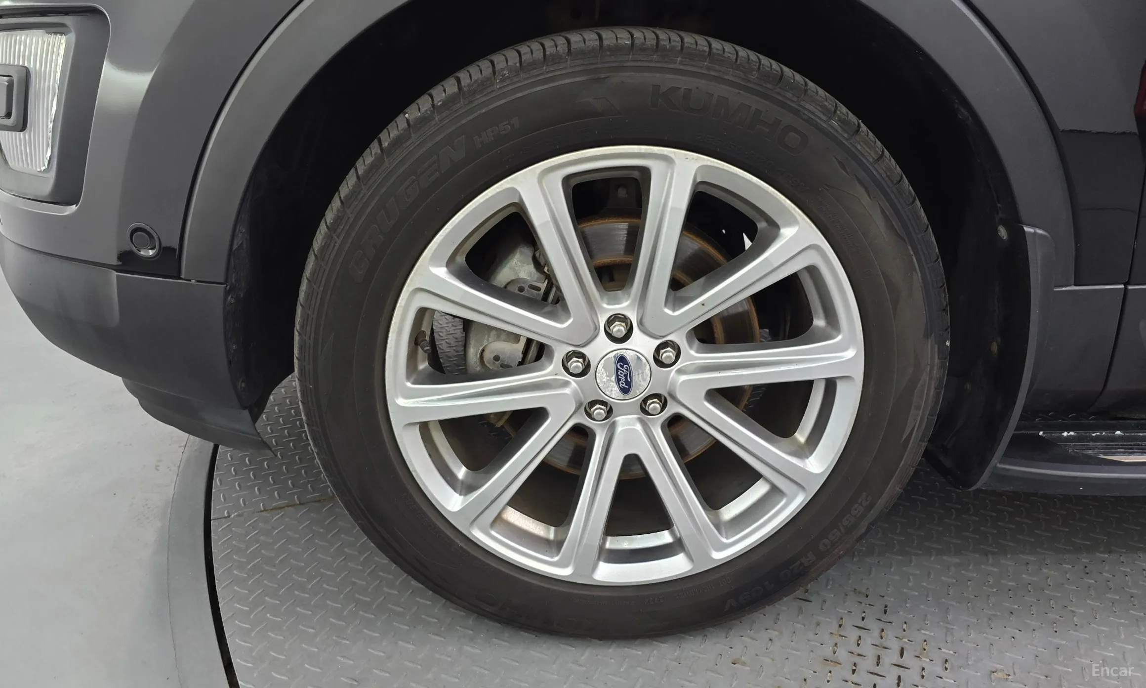 Ford Explorer превью 5