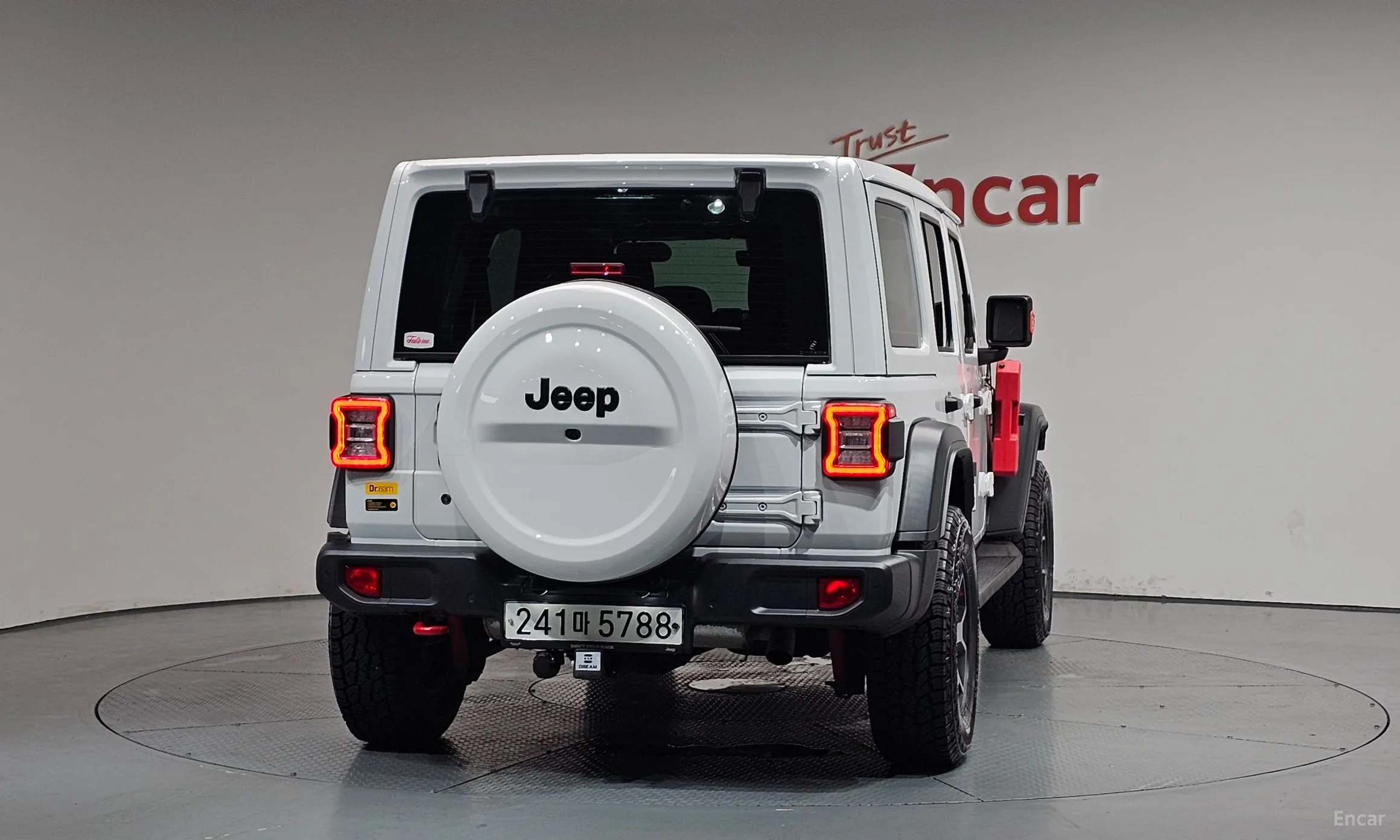 Jeep Wrangler (JL) превью 4