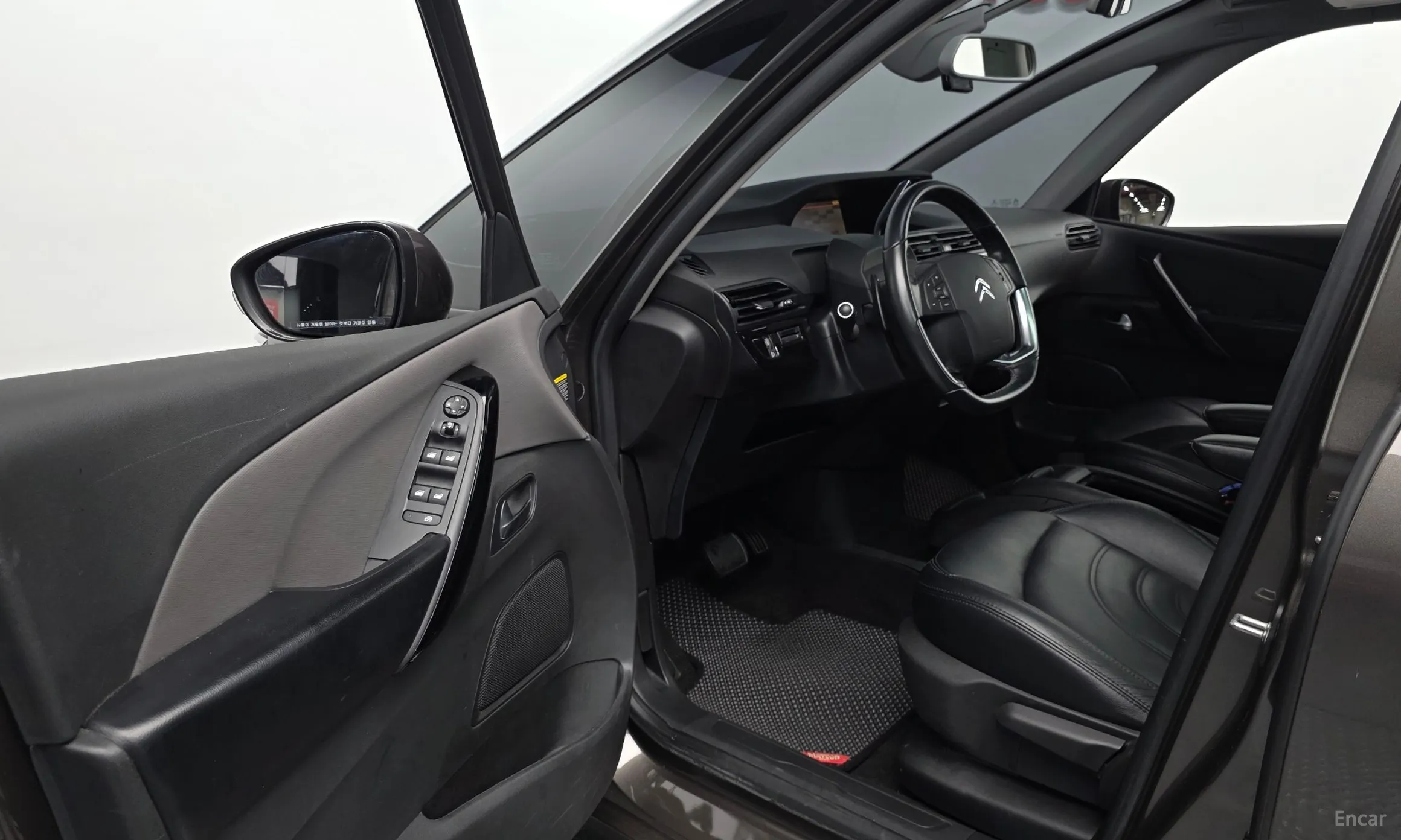 Citroën/DS Grand C4 Picasso превью 10