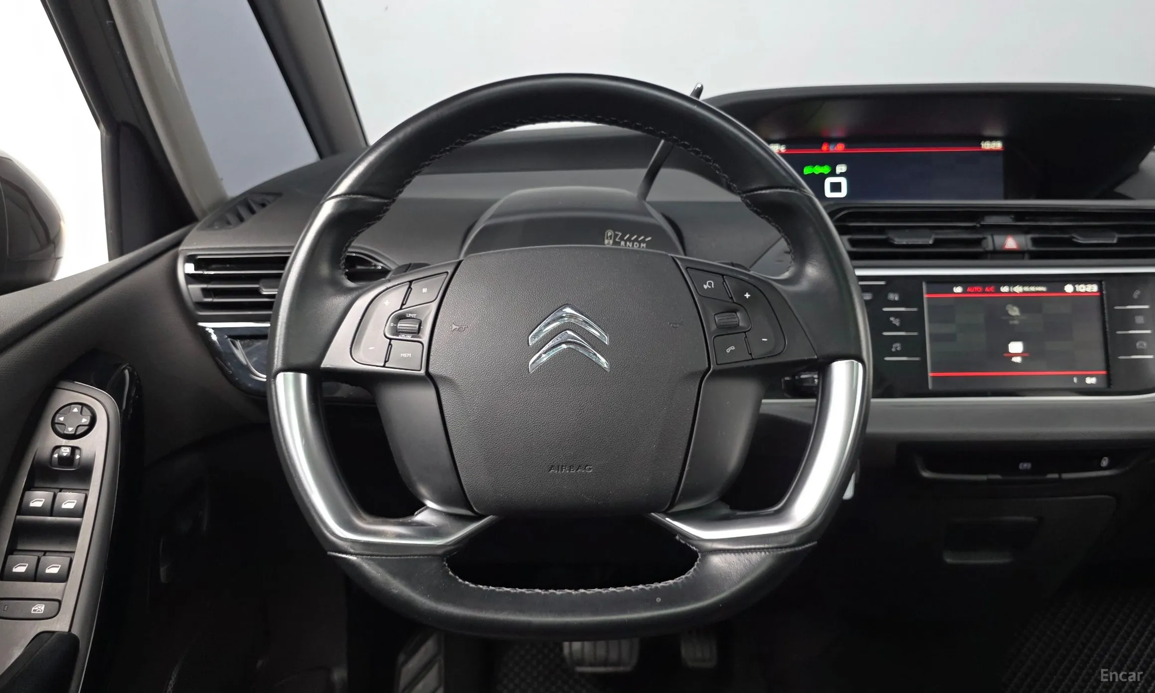 Citroën/DS Grand C4 Picasso превью 12